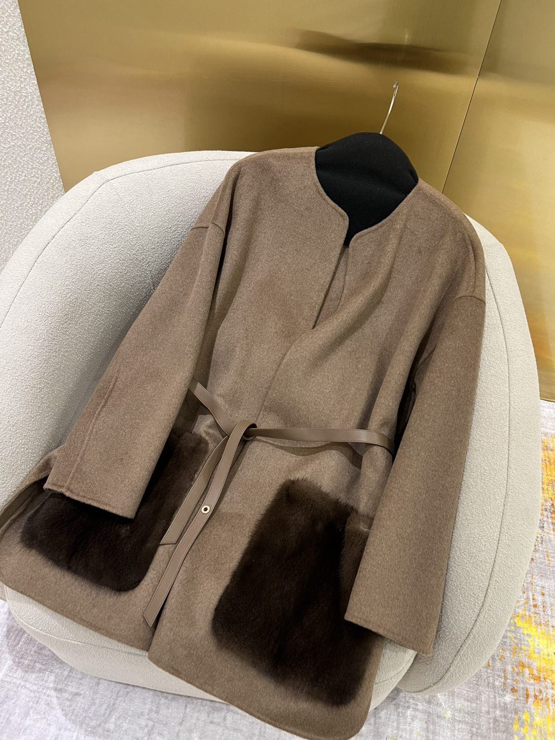 Loro Piana Women's Winter Classic Fashion Round Neck Single-Breasted Cashmere Mink Coat with Lambskin Belted Jacket #78642