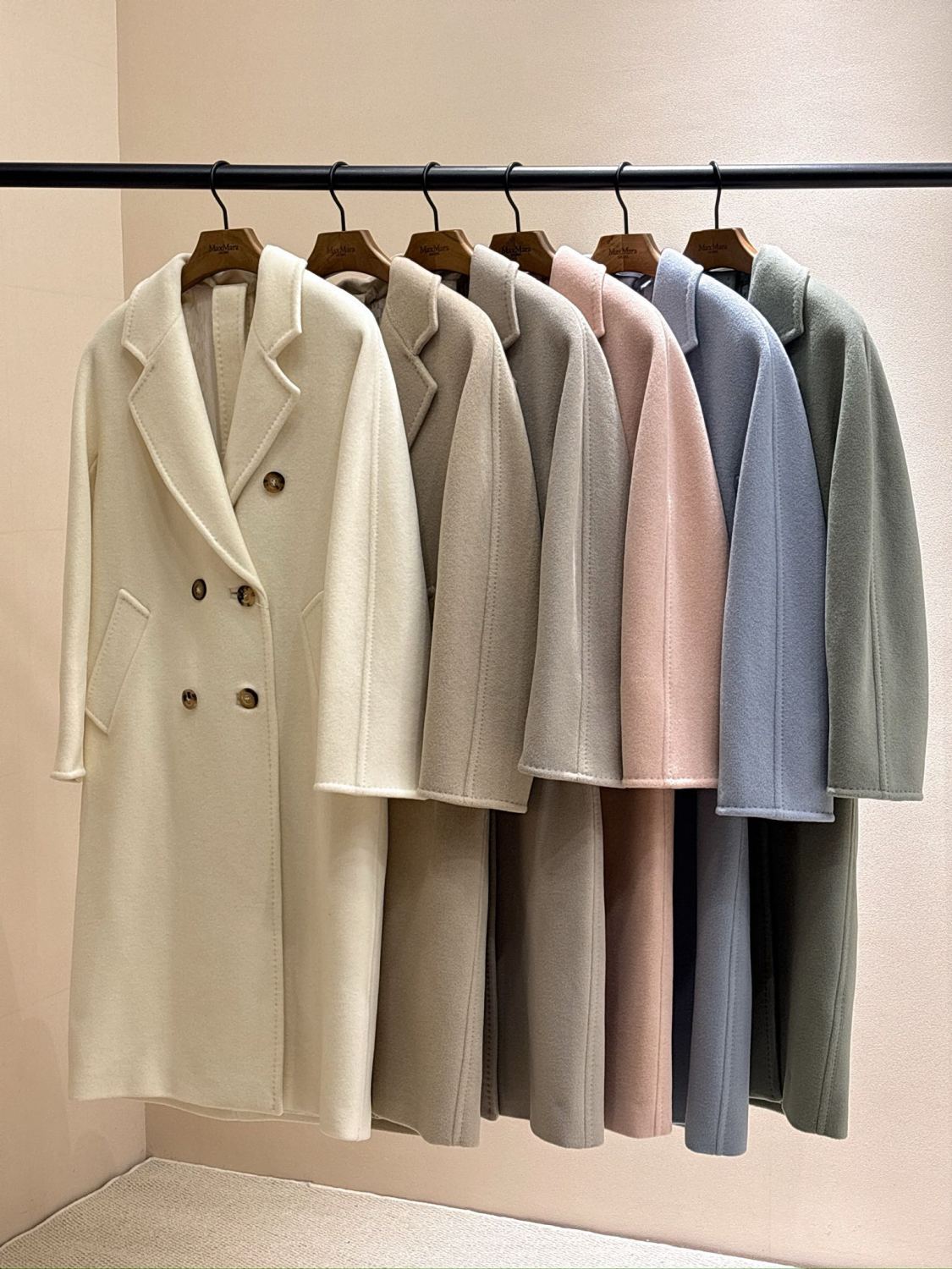 MaxMara Women's Fall/Winter Fashion Classic Solid Color V Neck Single Breasted Long Sleeve Mid Length Coat Jacket #79426