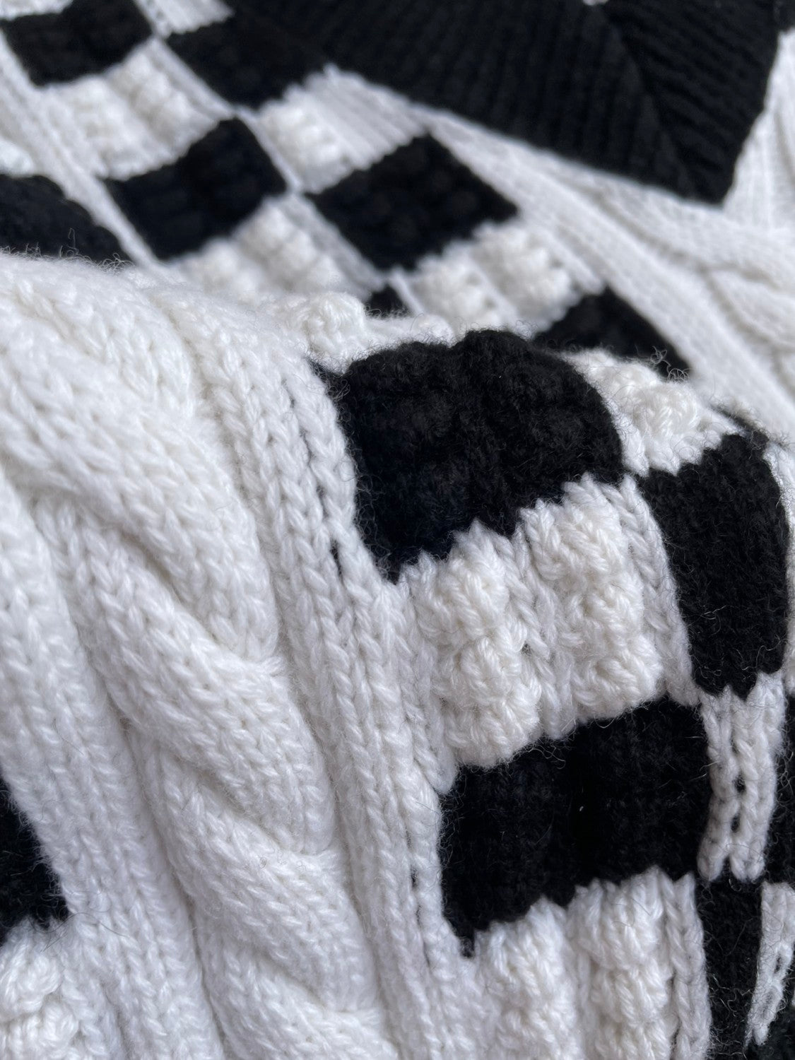 Chanel Black White Checkered Cashmere Sweater #335793