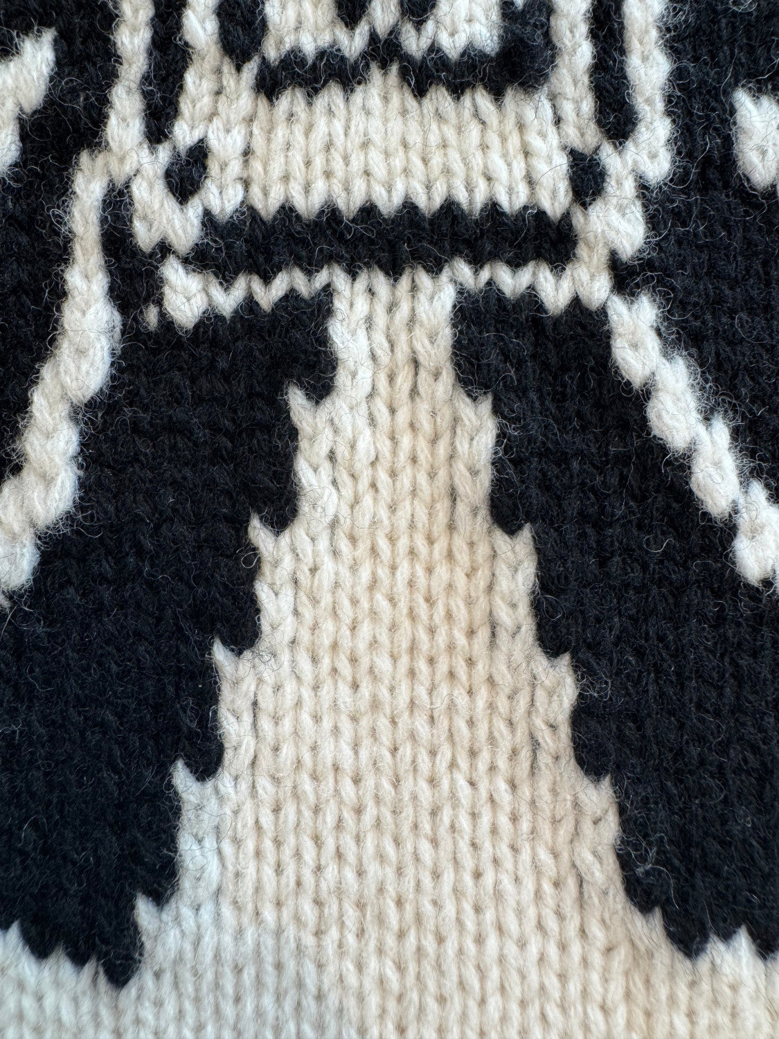 Chanel Pullover Wool Cashmere Ecru Black #334393