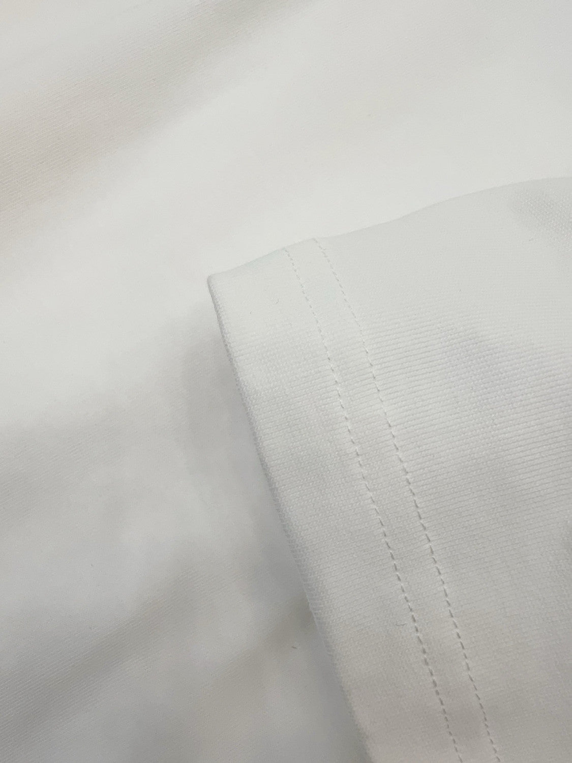 DIOR T-Shirt with Daisy Embroidery. Relaxed Fit White Cotton Jersey #377734