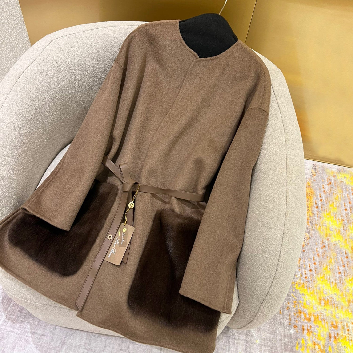 Loro Piana Women's Winter Classic Fashion Round Neck Single-Breasted Cashmere Mink Coat with Lambskin Belted Jacket #78642