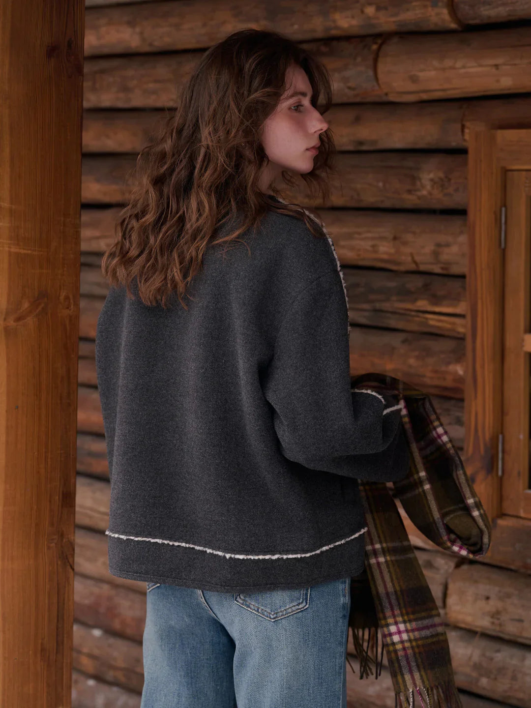 Aileen Round Neck Silhouette Coat (with Hat/Bag)