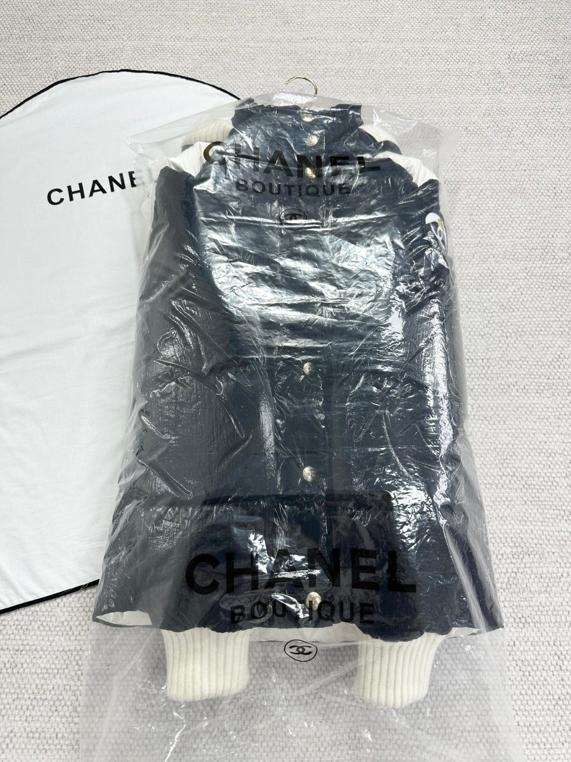 Chanel Top-Quality Version Down jacket Mixed Fiber #333761