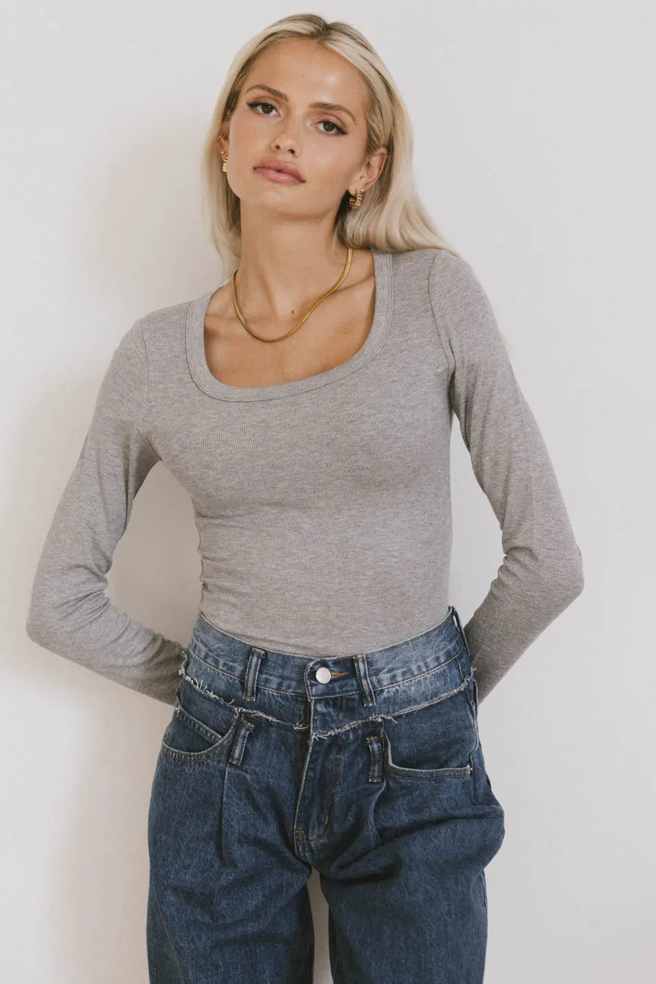 Audrey Ribbed Top in Grey