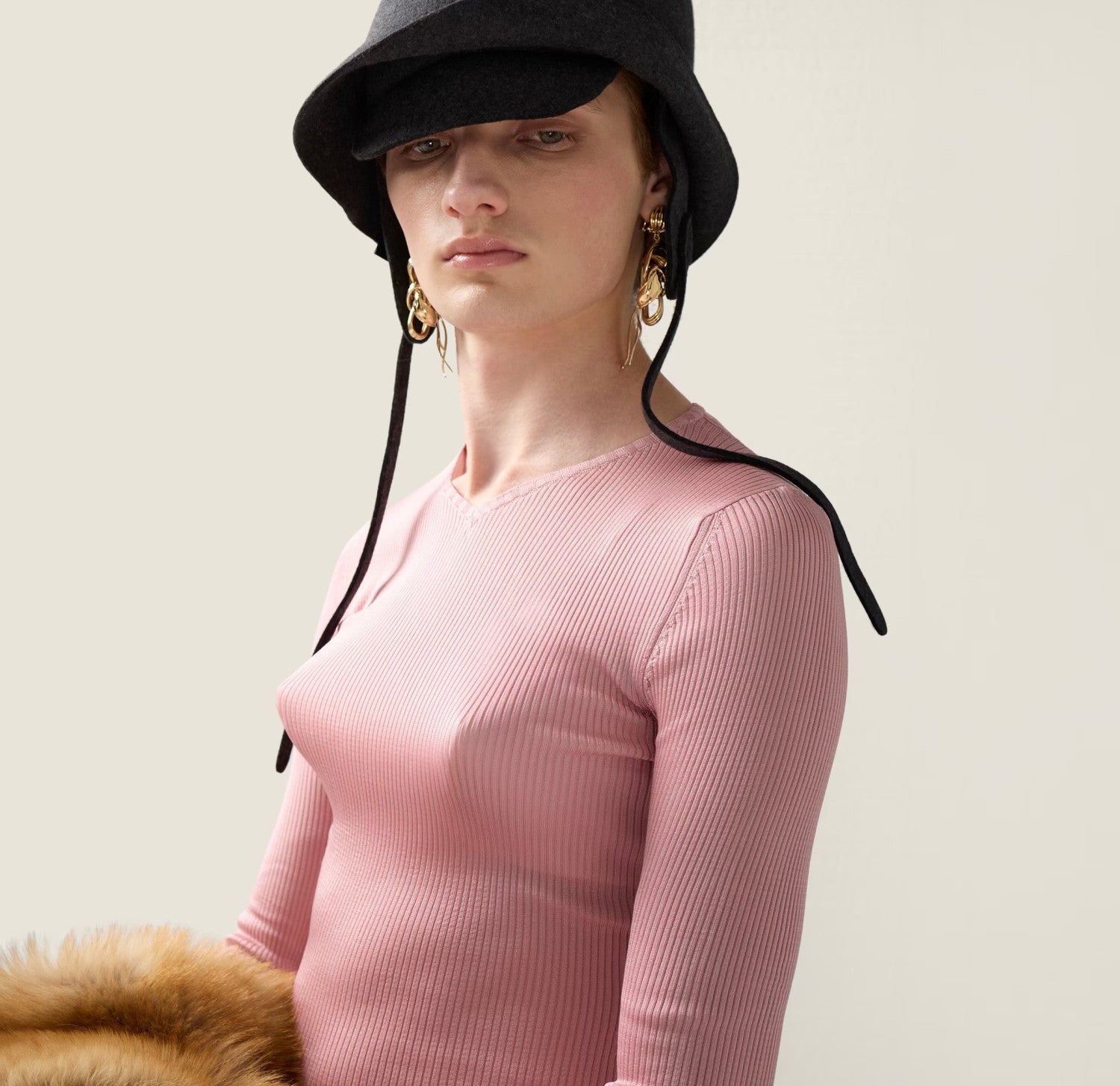 MiuMiu Begonia Pink Silk V-neck Sweater #335966