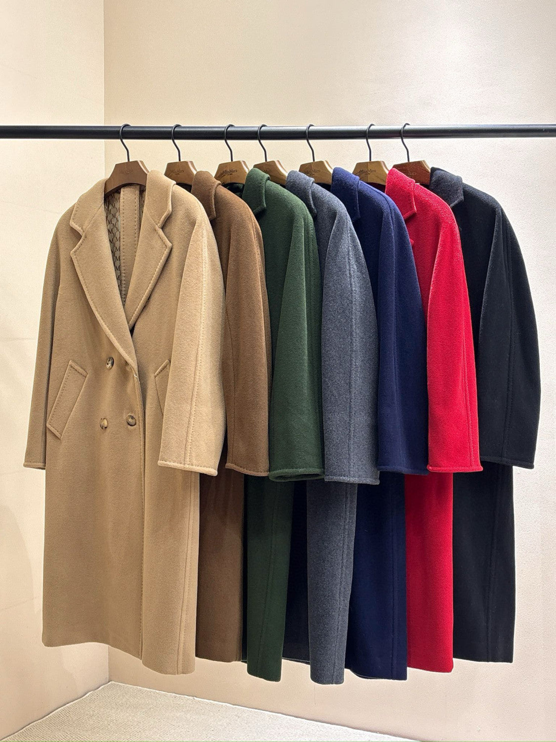 MaxMara Women's Fall/Winter Fashion Classic Solid Color V Neck Single Breasted Long Sleeve Mid Length Coat Jacket #79426