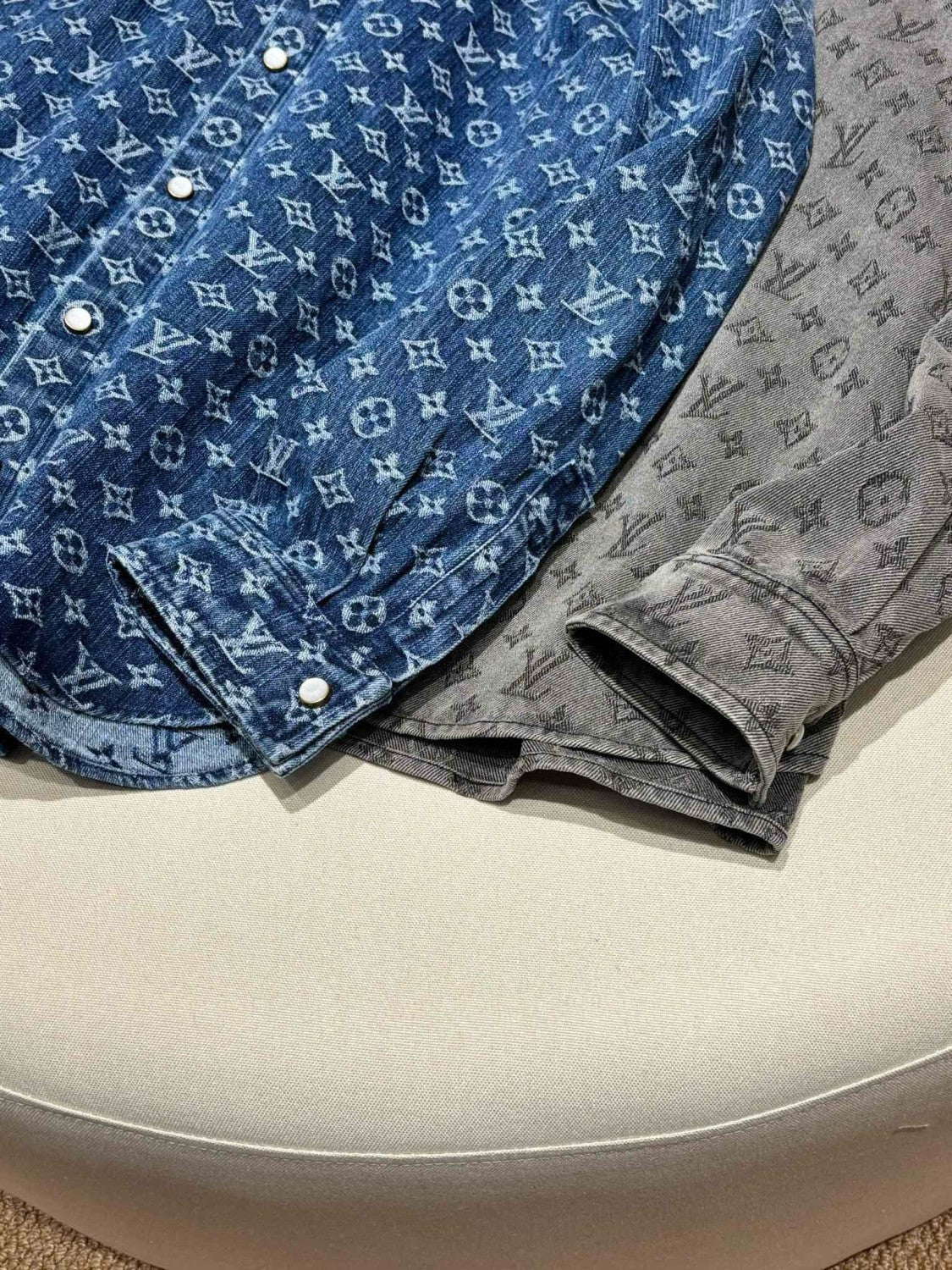 Louis Vuitton Men's And Women's Spring/Summer Fashion Casual Denim Washed Vintage Loose Print Shirt #78311
