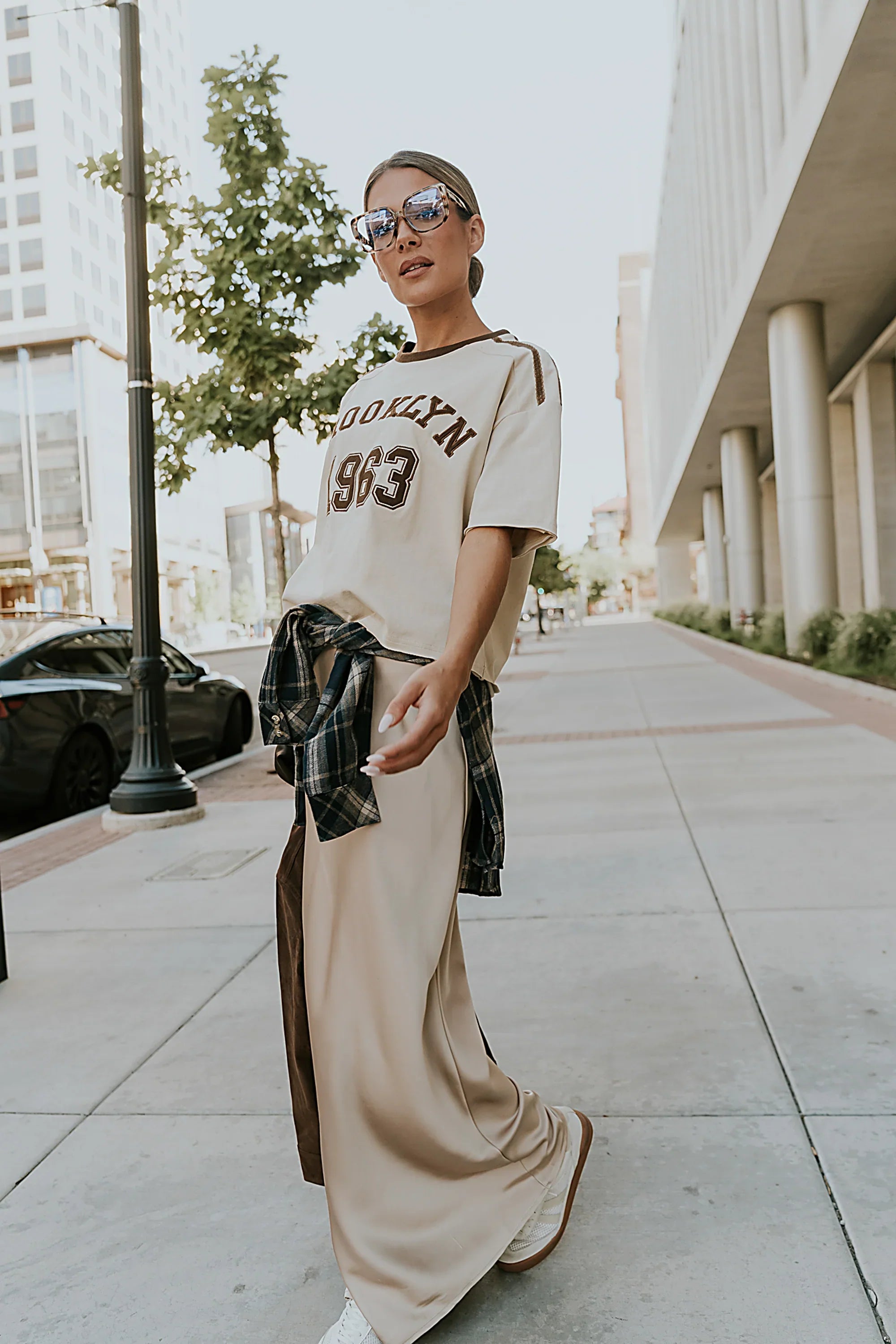 Brooklyn Oversized Graphic Tee in Brown