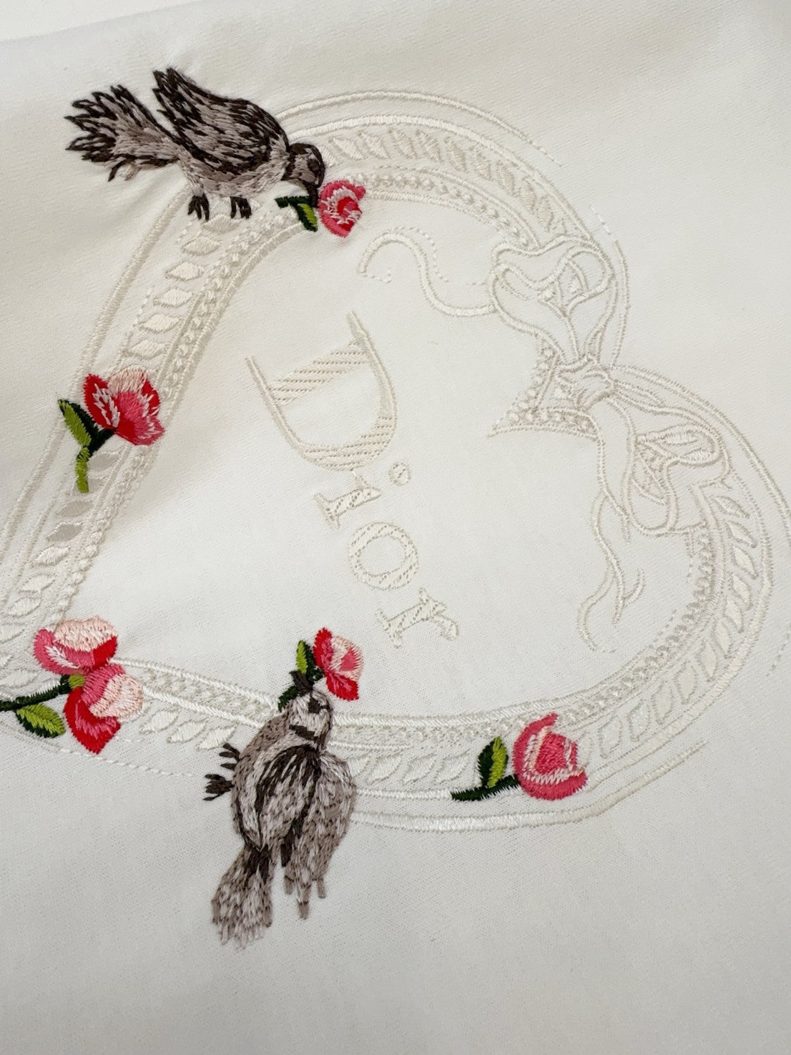 DIOR Dioramour Fitted T-Shirt White Cotton Jersey with Multicolor Doves Roses Motif #375761