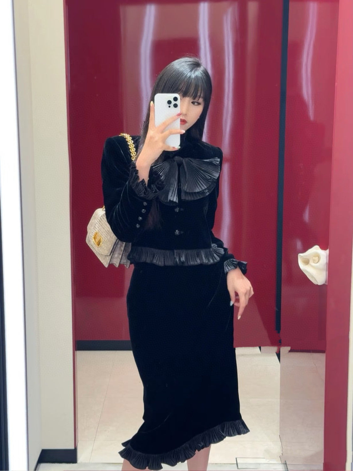 Valentino Women's Autumn Velvet Black Shirt Bow Jacket Slim Elegant Temperament Fashion Half-body Skirt Set Suit Ngvp #2633
