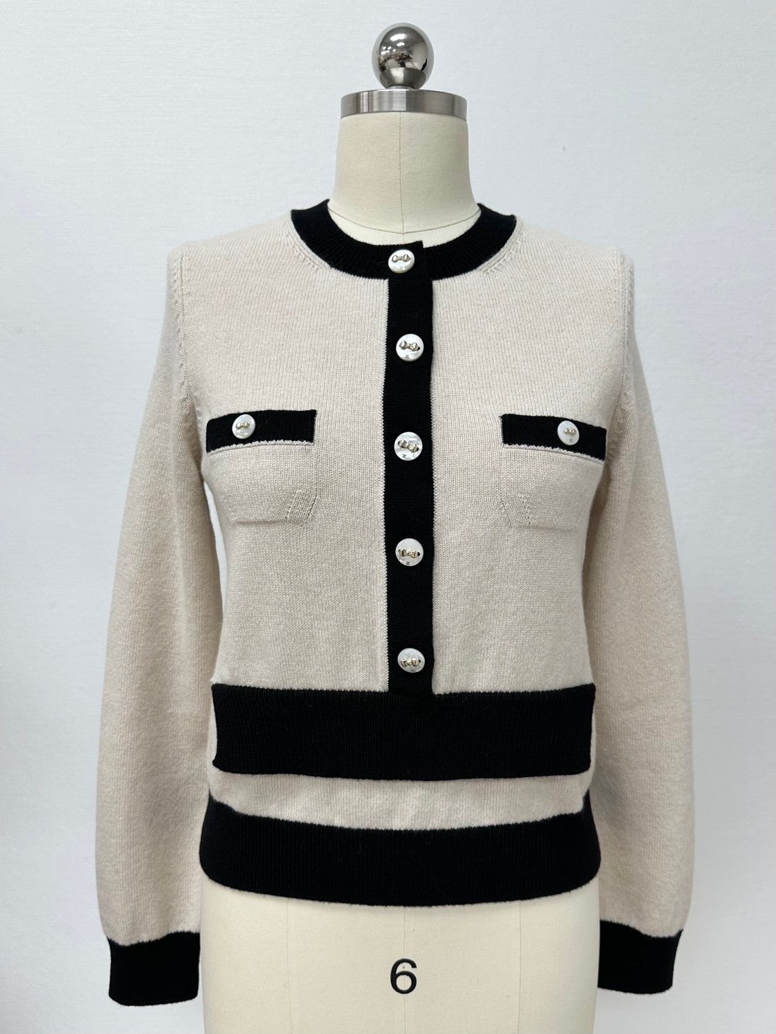 Chanel 25K Women's Little Fragrance Black and White Color Clash Button Bow Long Sleeve Knitted Cardigan #332367