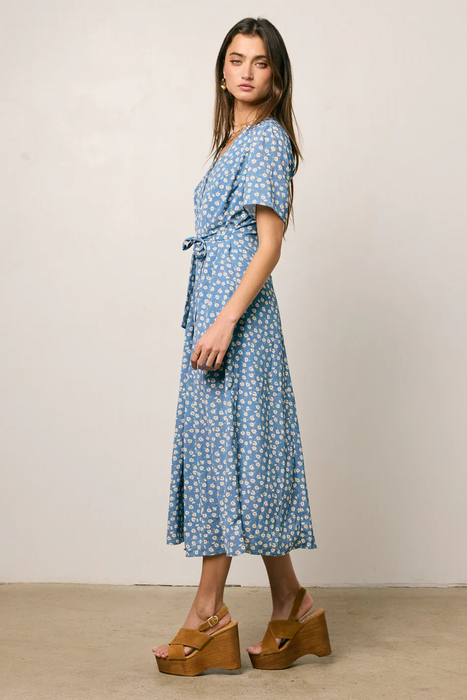 Malik Floral Midi Dress in Blue