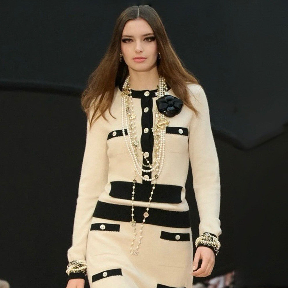 Chanel 25K Women's Little Fragrance Black and White Color Clash Button Bow Long Sleeve Knitted Cardigan #332367
