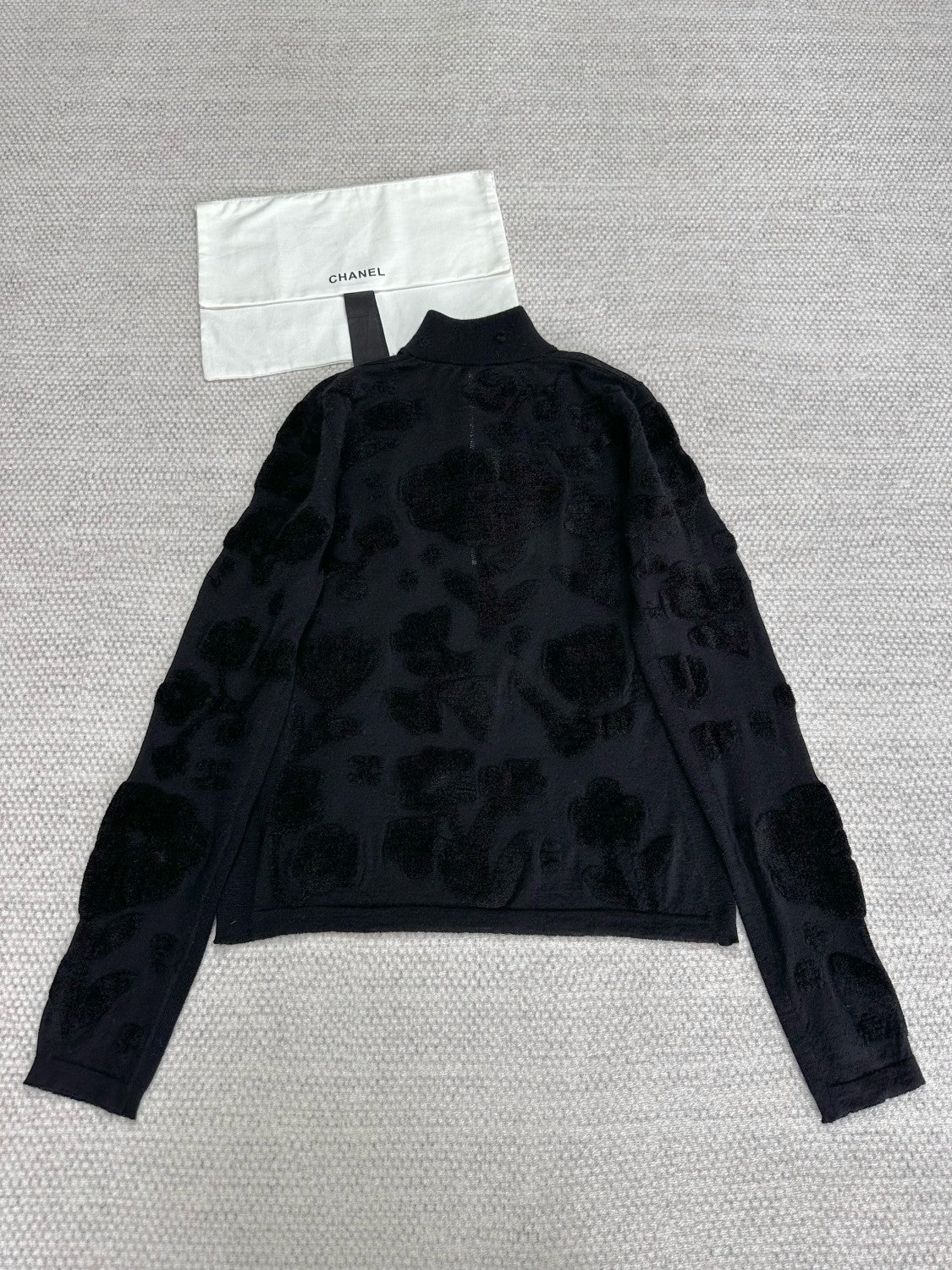 Chanel Women's Spring/Fall Floral Embroidered High-Neck Base Layer Solid-Color Silk-Cashmere Blend Long-Sleeve Sweater Ngvp #2561