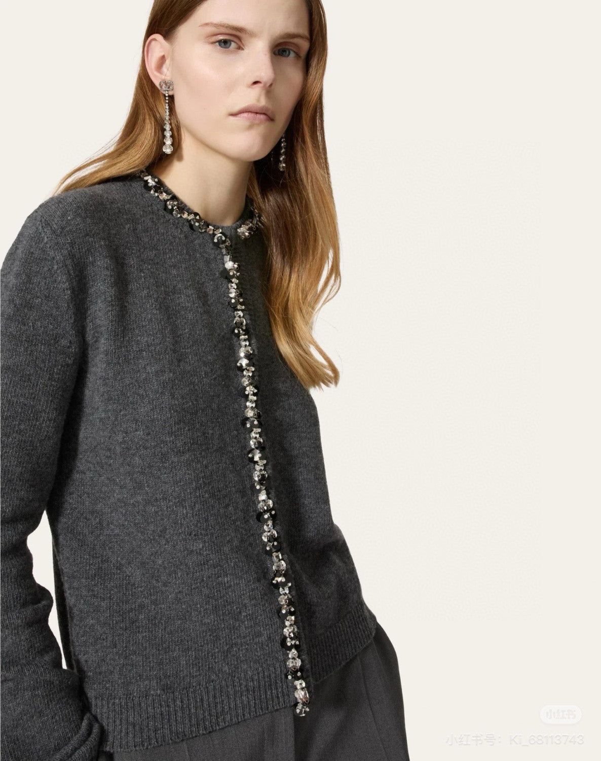 Valentino Women's Luxury Sequins Gray Wool Cardigan Autumn And Winter Fashion Trend Leisure Exquisite Single-breasted Knitted Cardigan Ngvp #2449