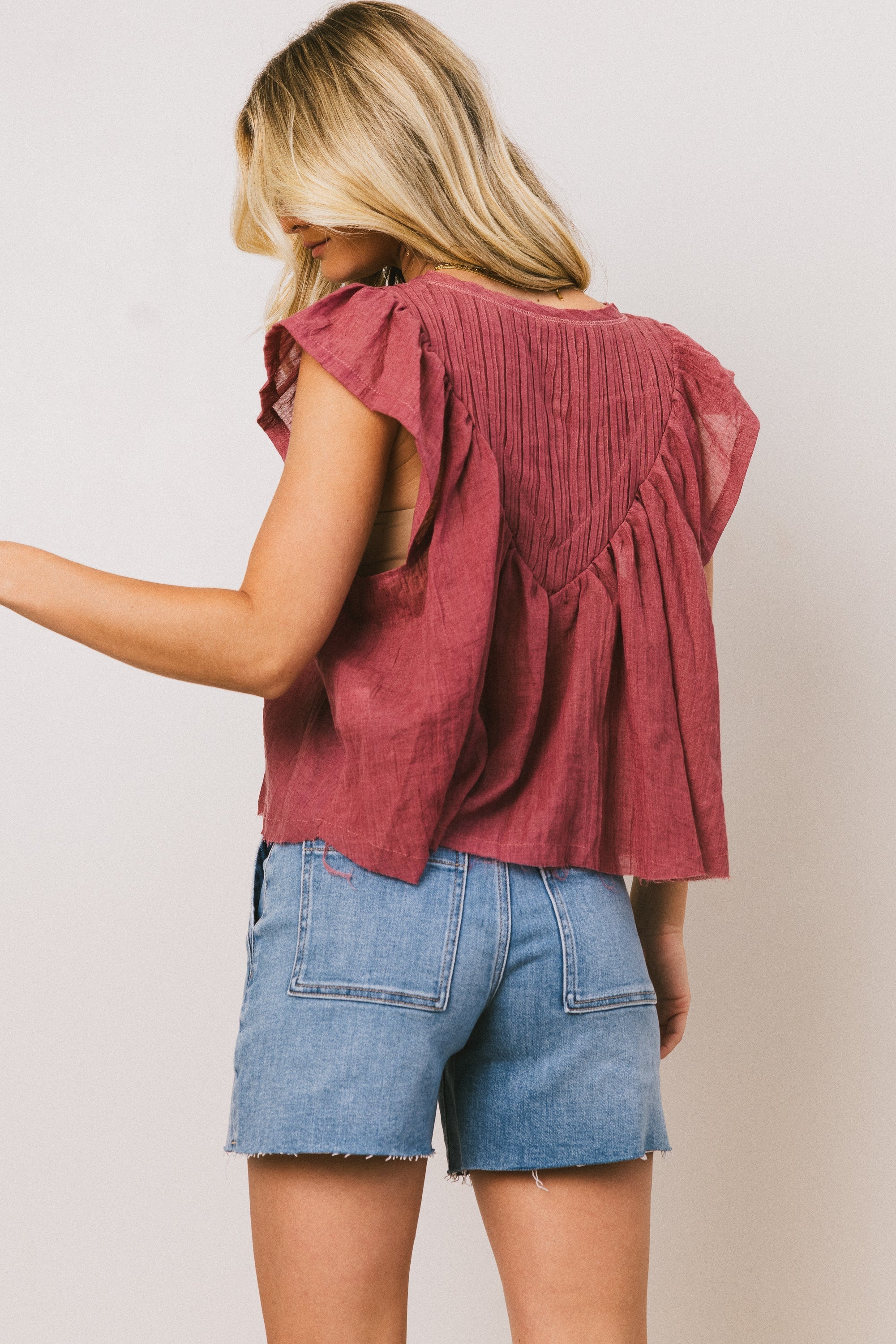Leia Blouse in Berry