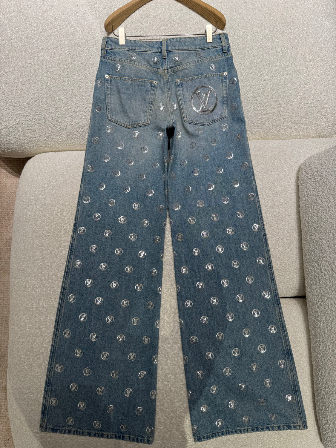 LOUIS VUITTON Signature Sequin Jeans #377464