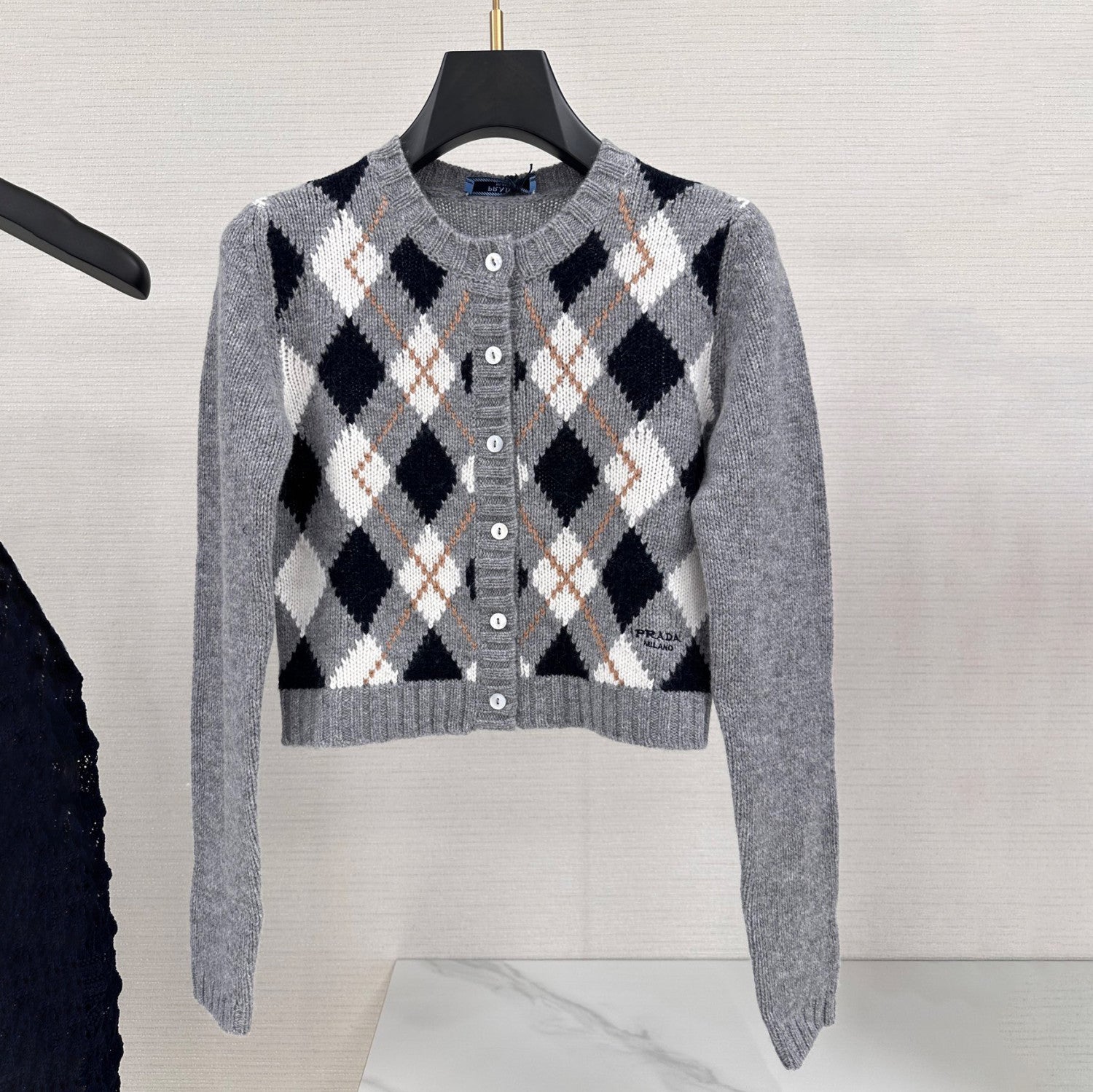 Prada Women's Spring/fall Fashion Casual Crew Neck Single-button Diamond Pattern Long-sleeve Cardigan #78467