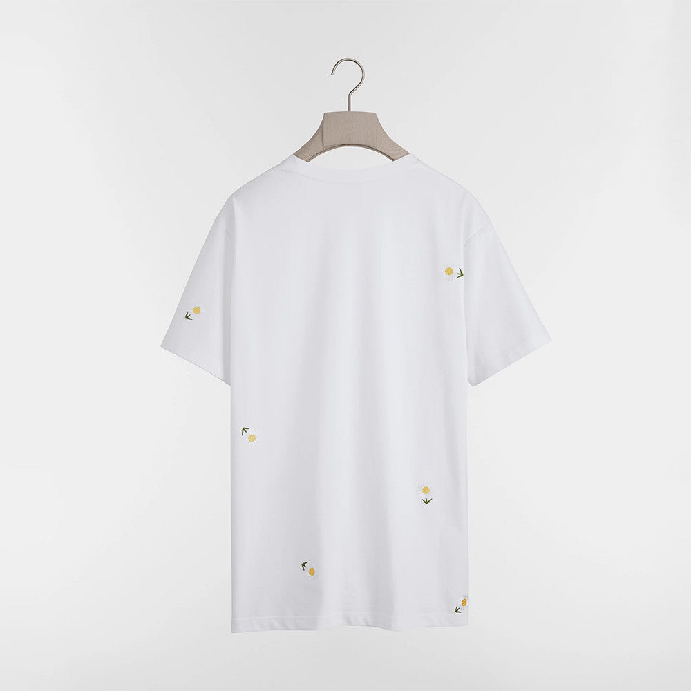 DIOR T-Shirt with Daisy Embroidery. Relaxed Fit White Cotton Jersey #377734
