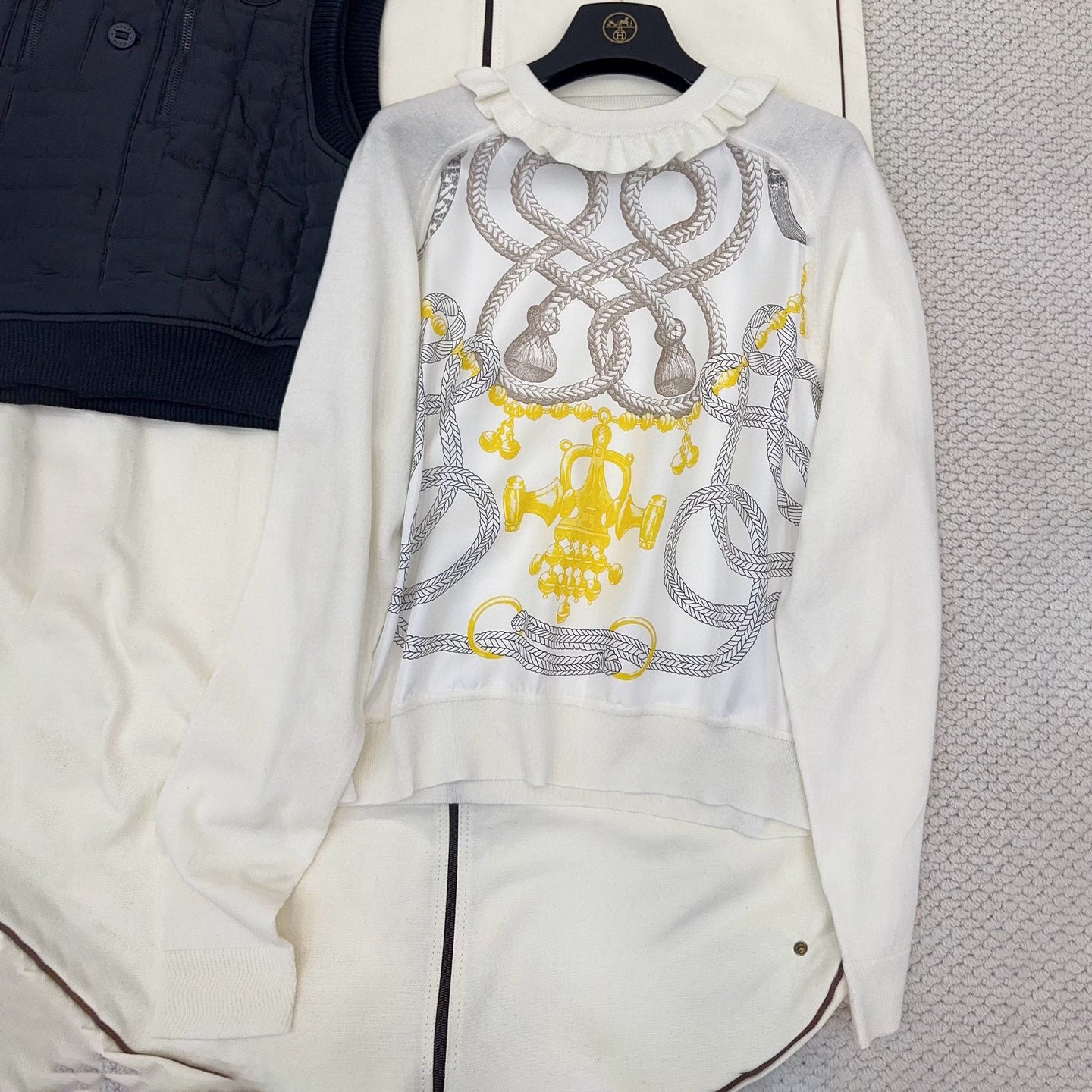 Hermes Women's Spring/Fall High-Street Printed Silk Patchwork Crew Neck Long Sleeve Solid Color Oversized Knit Sweater Ngvp #2546