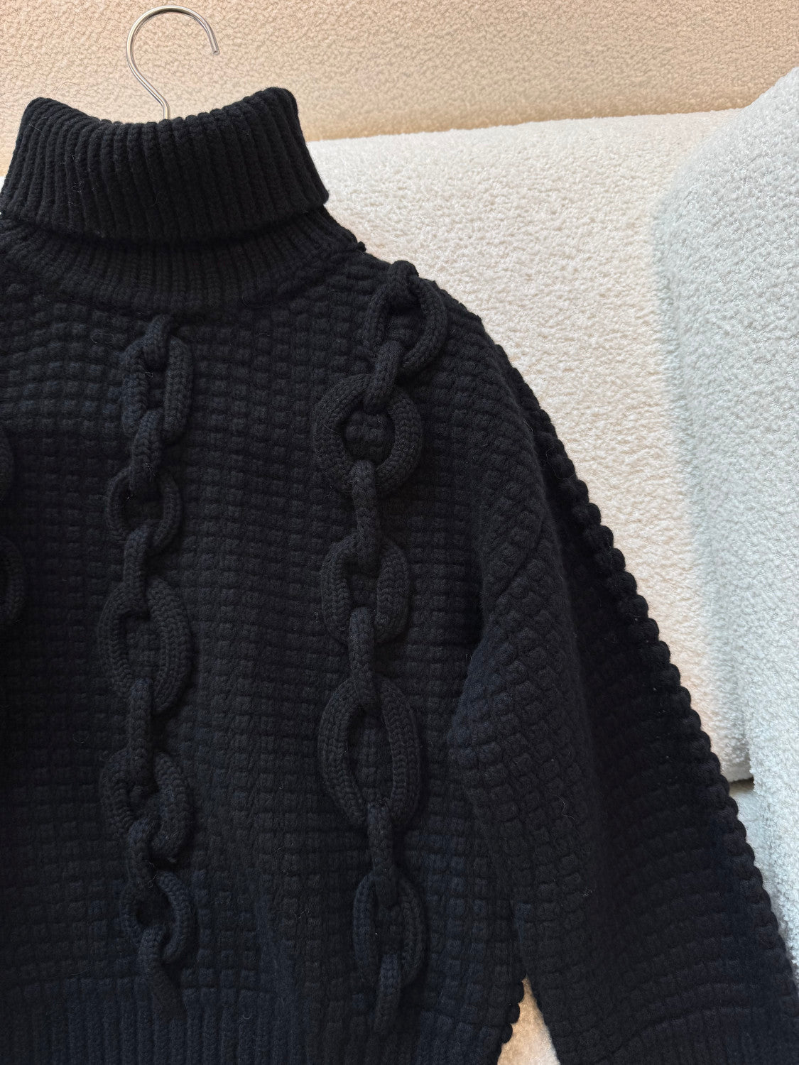 Herm¨¨s Women's 3D Embellished Knitted Turtleneck Sweater #328888