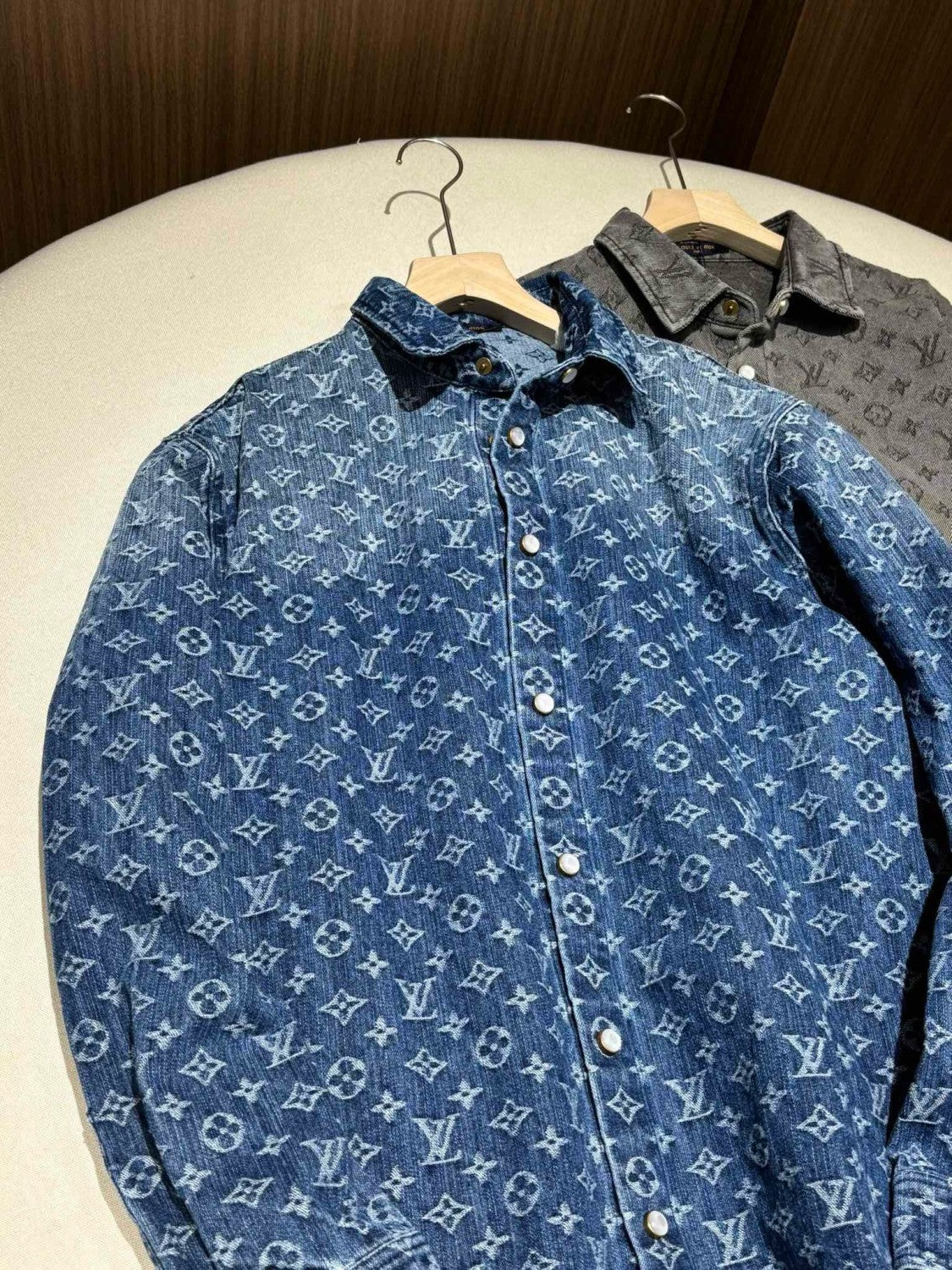 Louis Vuitton Men's And Women's Spring/Summer Fashion Casual Denim Washed Vintage Loose Print Shirt #78311