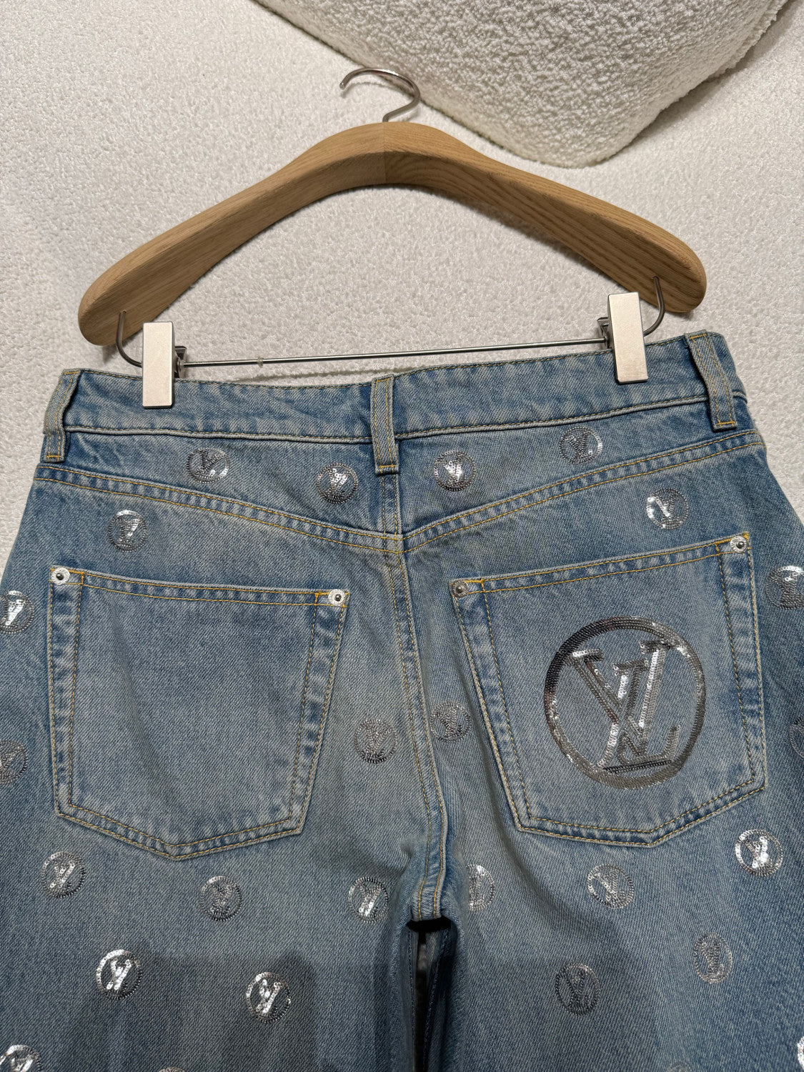 LOUIS VUITTON Signature Sequin Jeans #377464