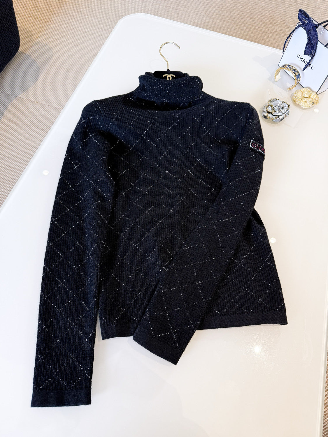Chanel Turtleneck Pullove Sequined Wool Black Gold Silve #333816