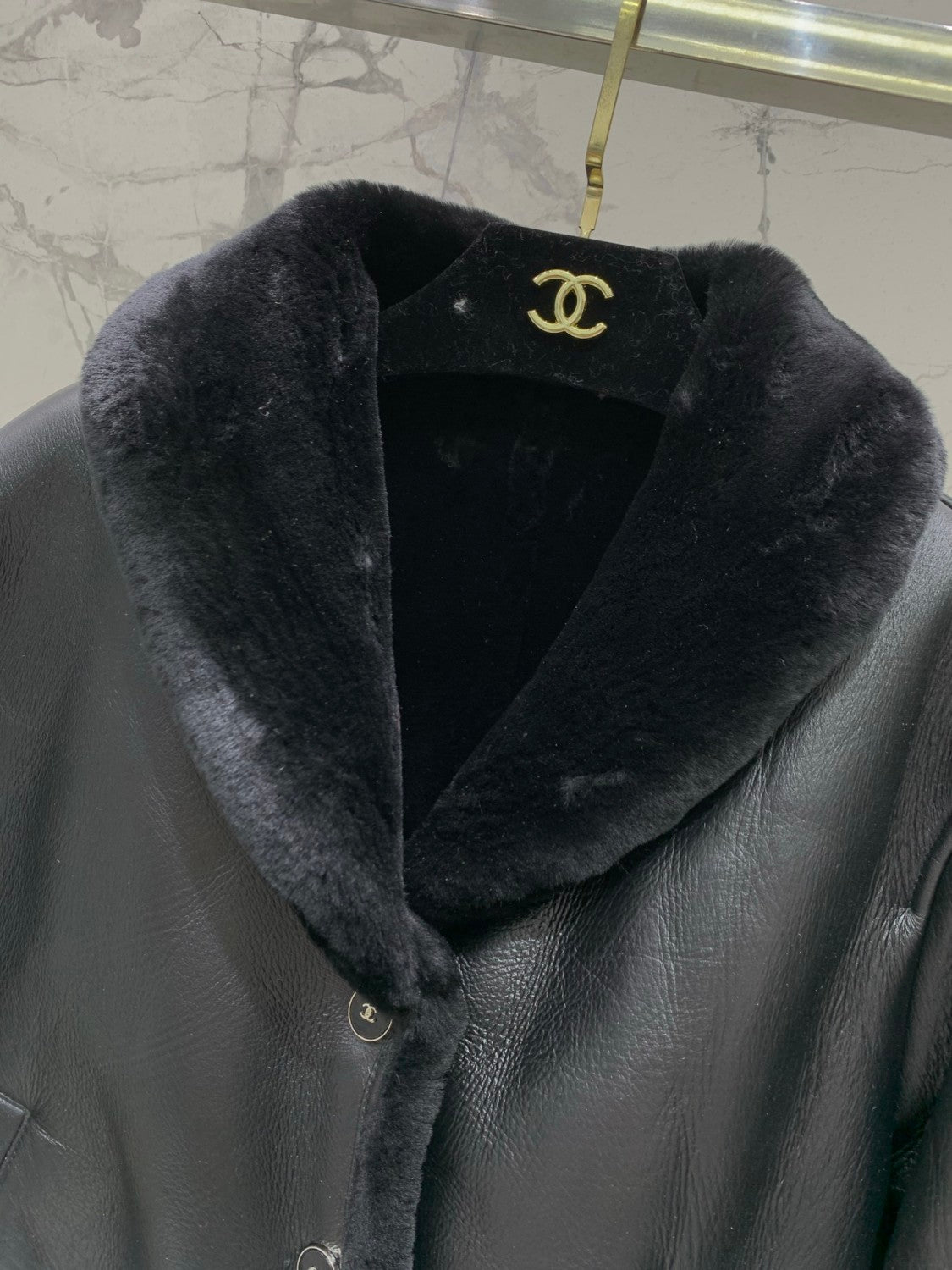 Chanel 25FW Tunic Jacket Reversible Shearling Black Merino Wool Women's Warm Retro Leather Jacket #332447