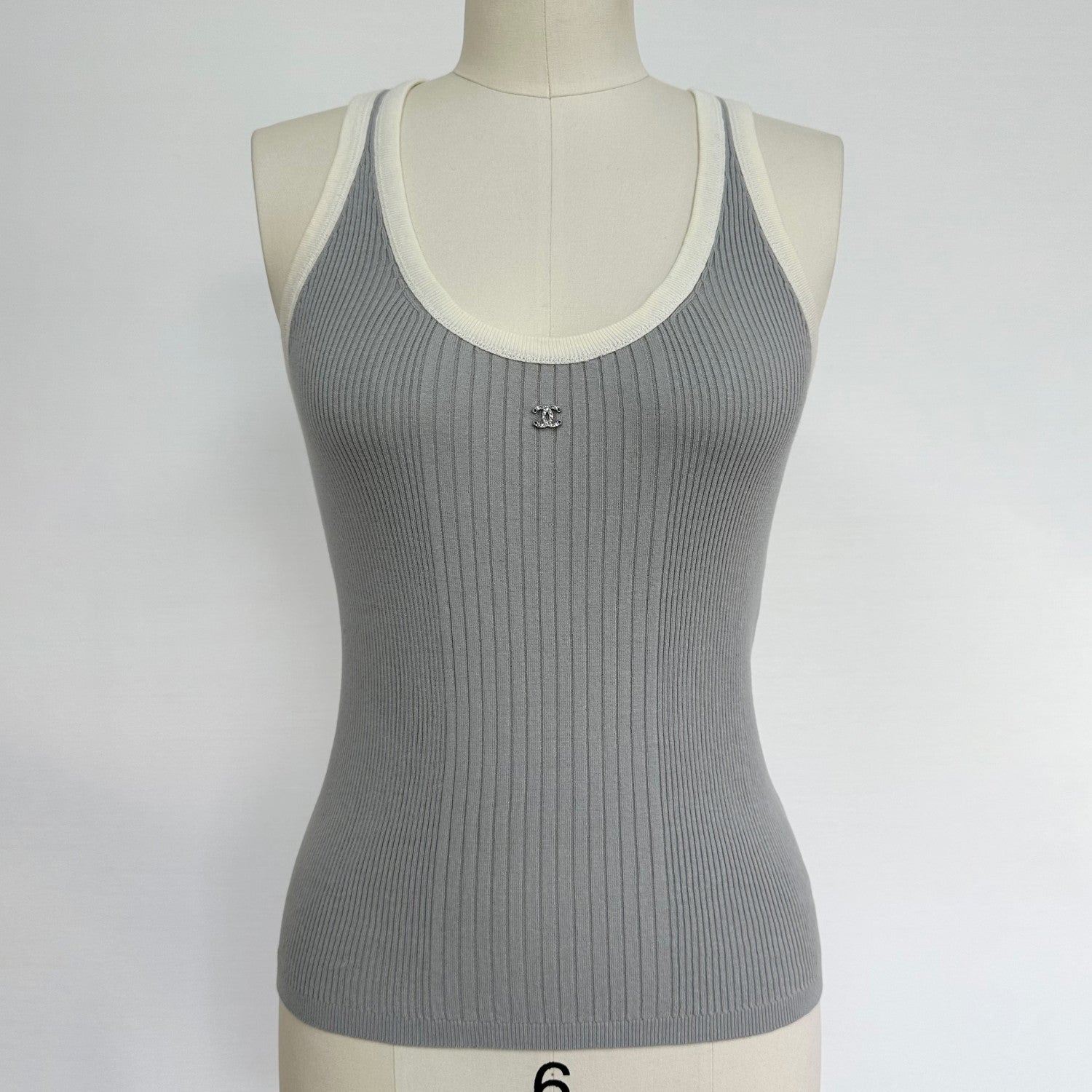 Chanel Women's Summer Fashion Casual Solid Color Round Neck Sleeveless Knit Tank Top Vest #78478