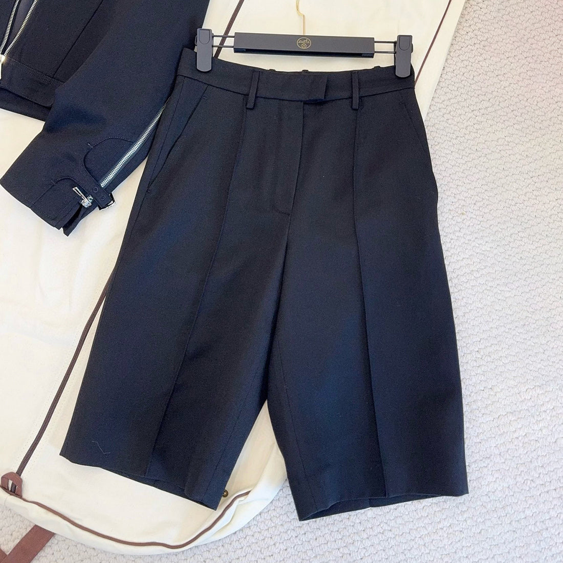 Hermes Women's Workwear-Style Fall/Winter Lapel Zipper Denim Short Jacket with Casual Solid-Color Mid-Length Pants Ngvp #2587