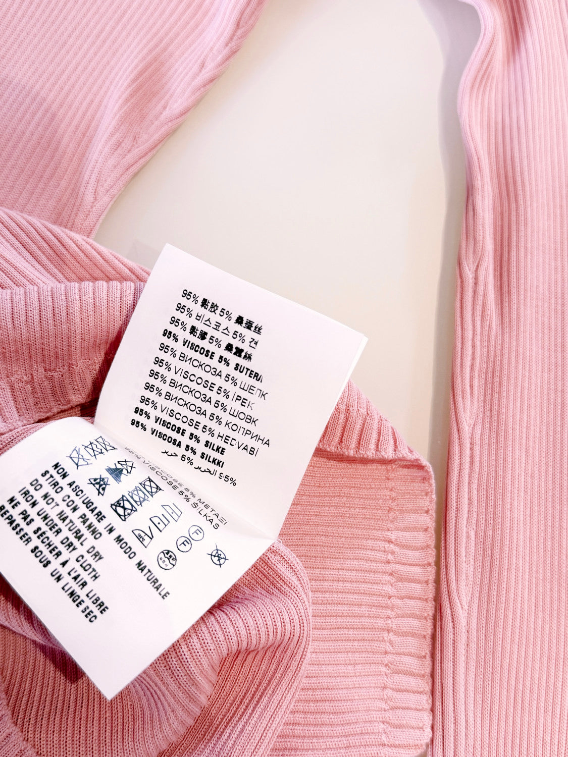 MiuMiu Begonia Pink Silk V-neck Sweater #335966