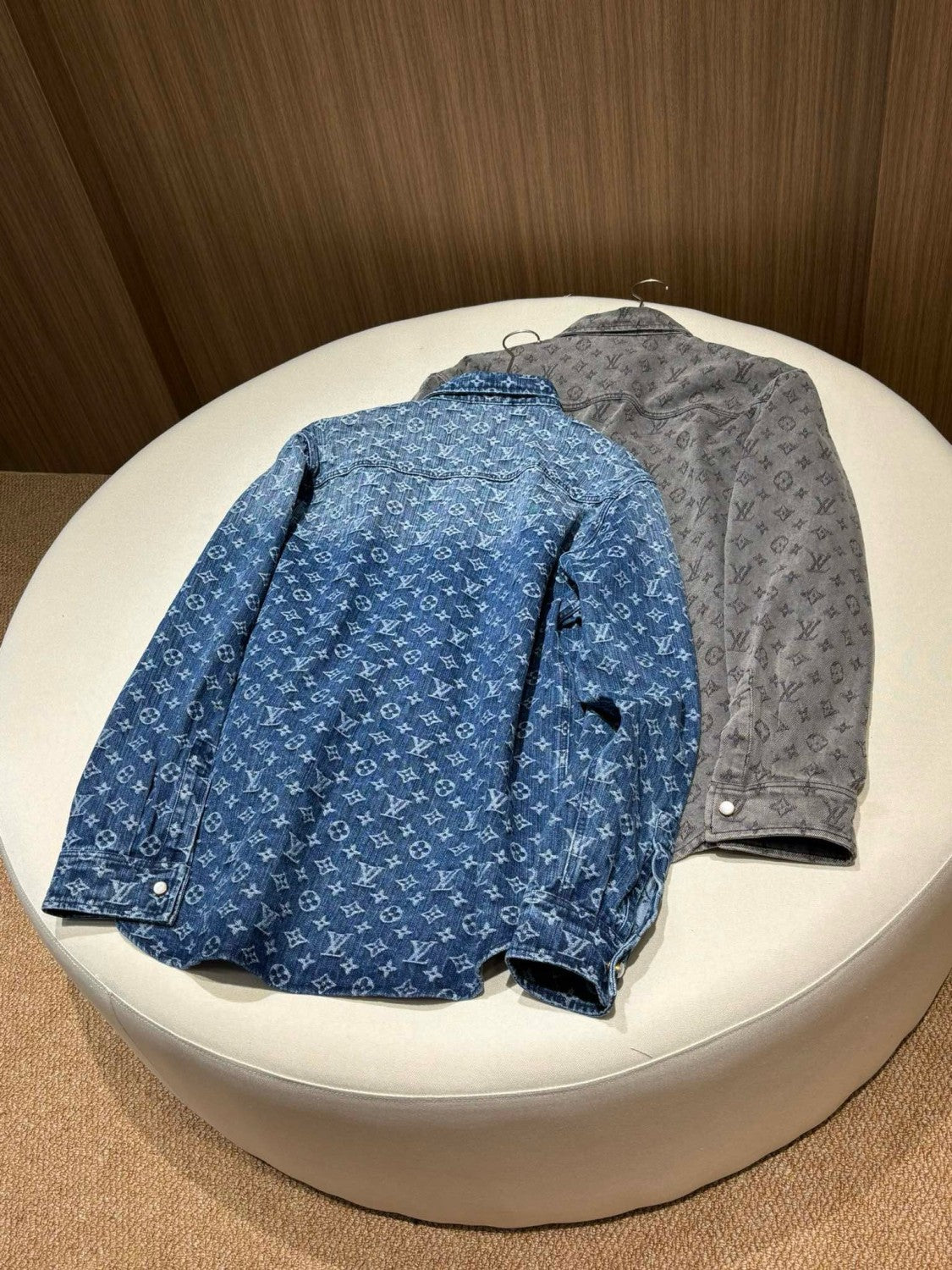 Louis Vuitton Men's And Women's Spring/Summer Fashion Casual Denim Washed Vintage Loose Print Shirt #78311