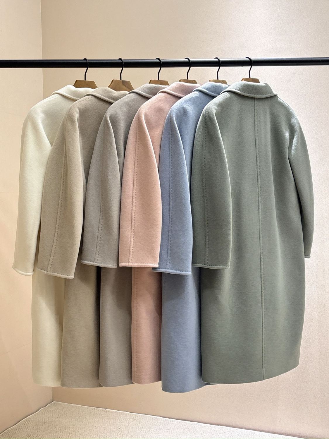 MaxMara Women's Fall/Winter Fashion Classic Solid Color V Neck Single Breasted Long Sleeve Mid Length Coat Jacket #79426