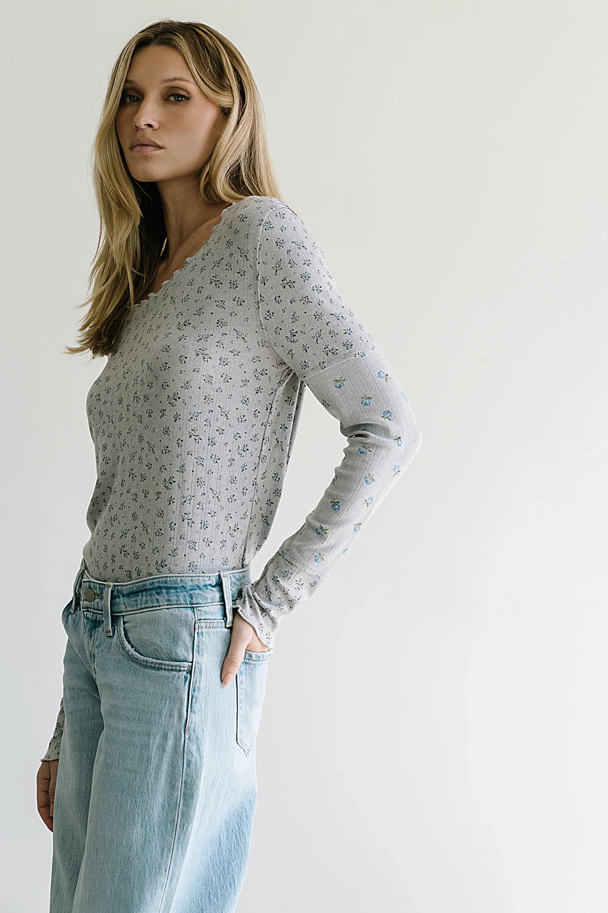 Mylo Floral Top in Heather Grey