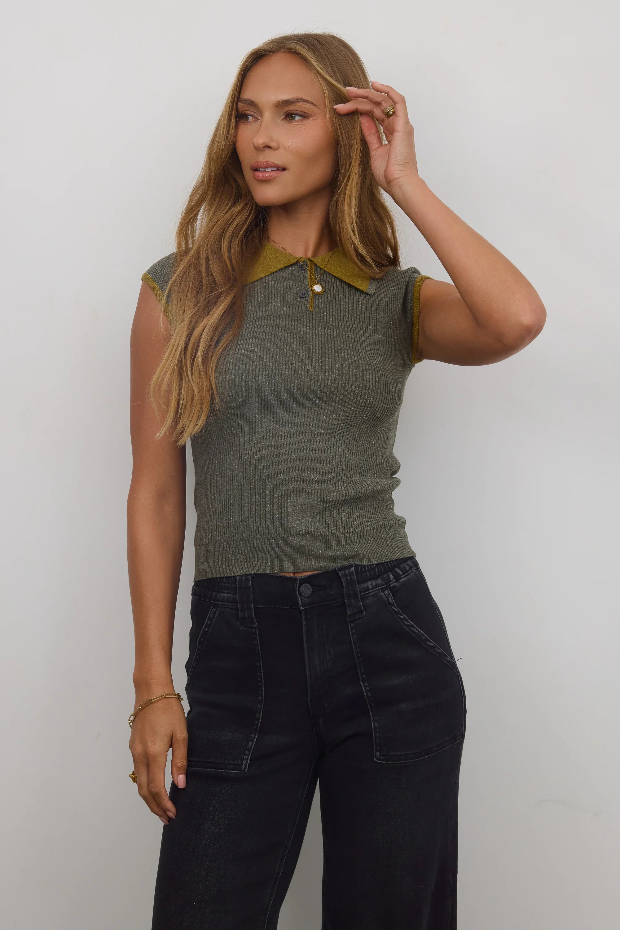 Becca Ribbed Top in Olive