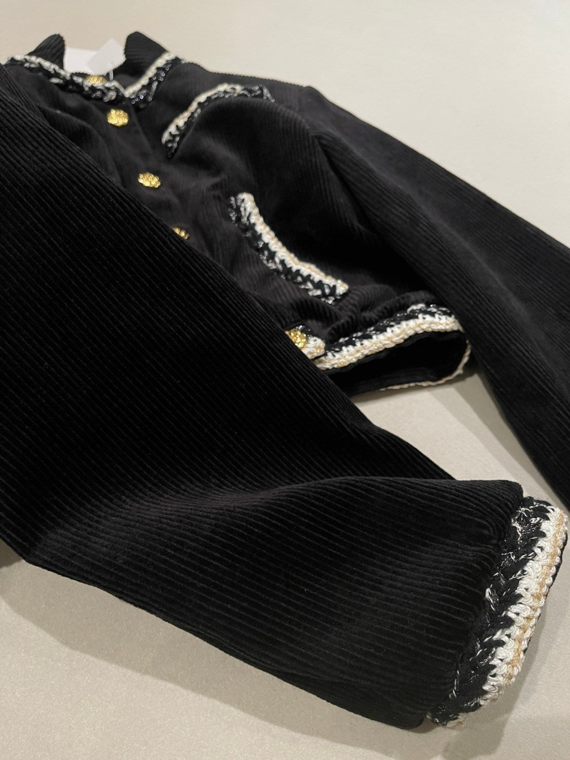 Chanel Women's 25K Single Breasted Long Sleeve Crew Neck Jacket #333467