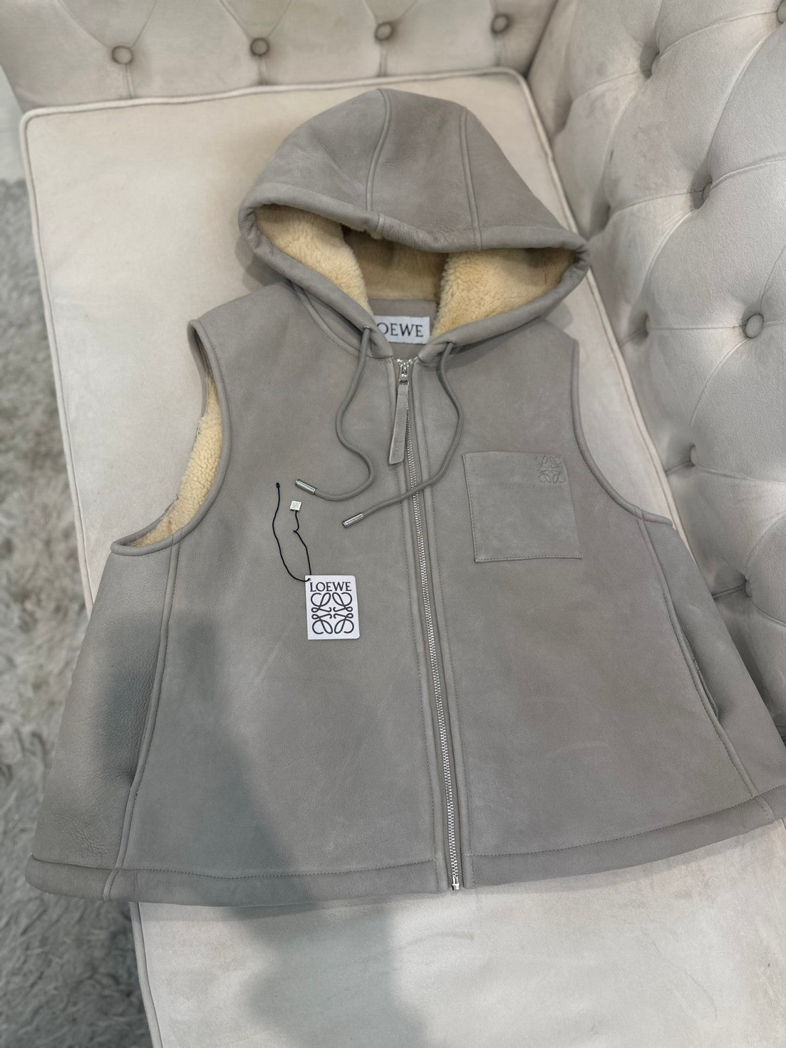 LOEWE Deppi Suede Brushed Beige Yellow Hair Brushed Hooded Fur Vest Shearling Hooded Vest #332351