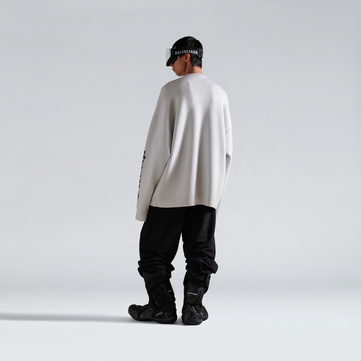 Balenciaga Men's 3B Sports Icon Ski Crewneck in White Black #334344