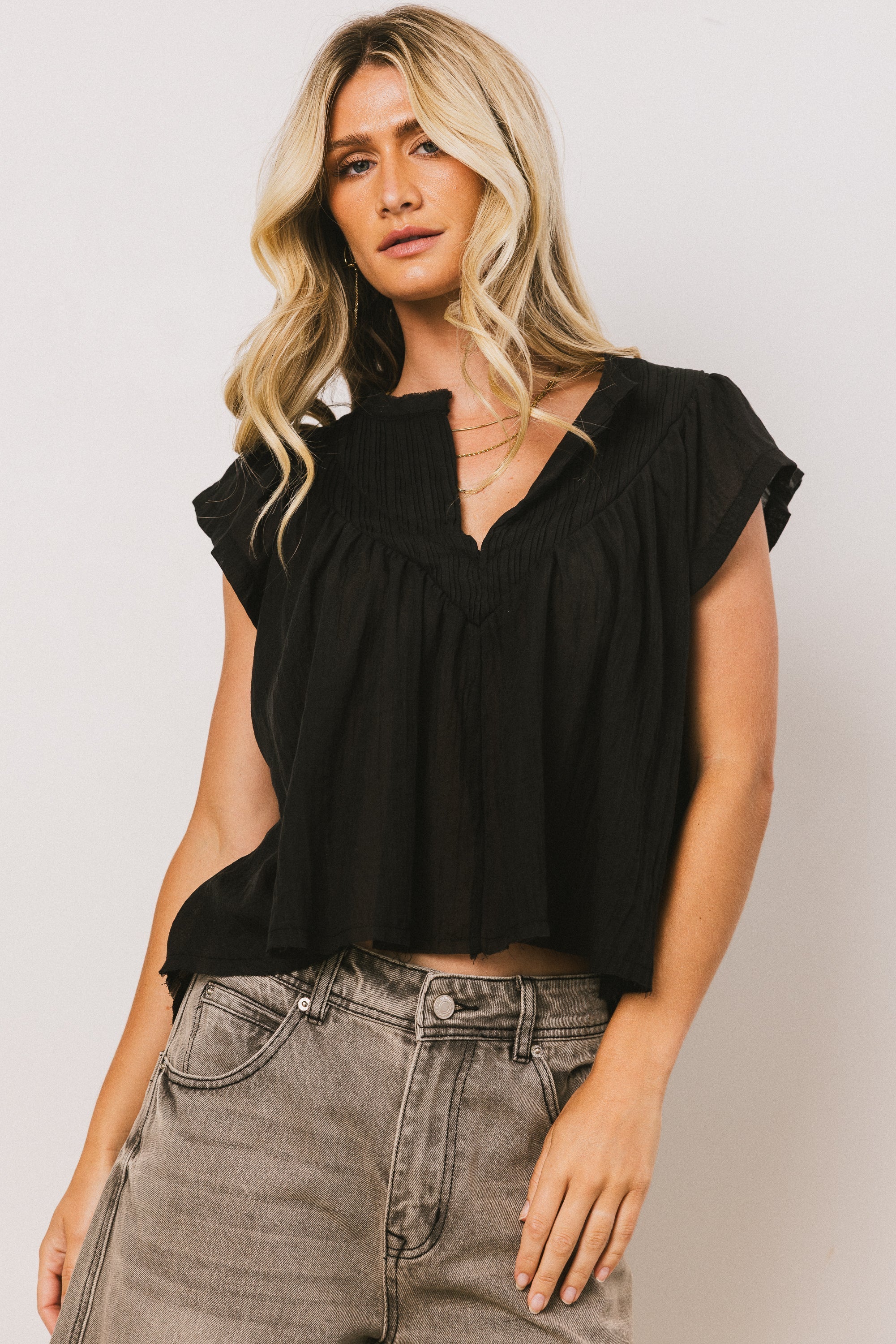 Leia Blouse in Black