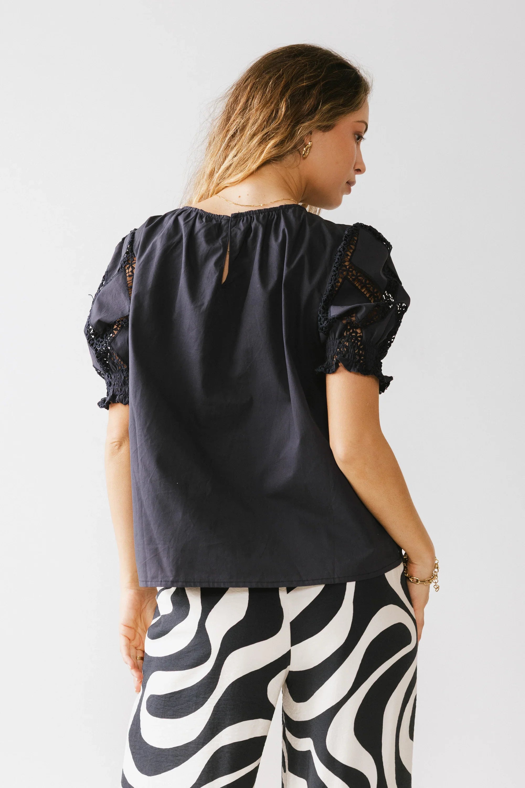Noelle Loose Blouse in Navy