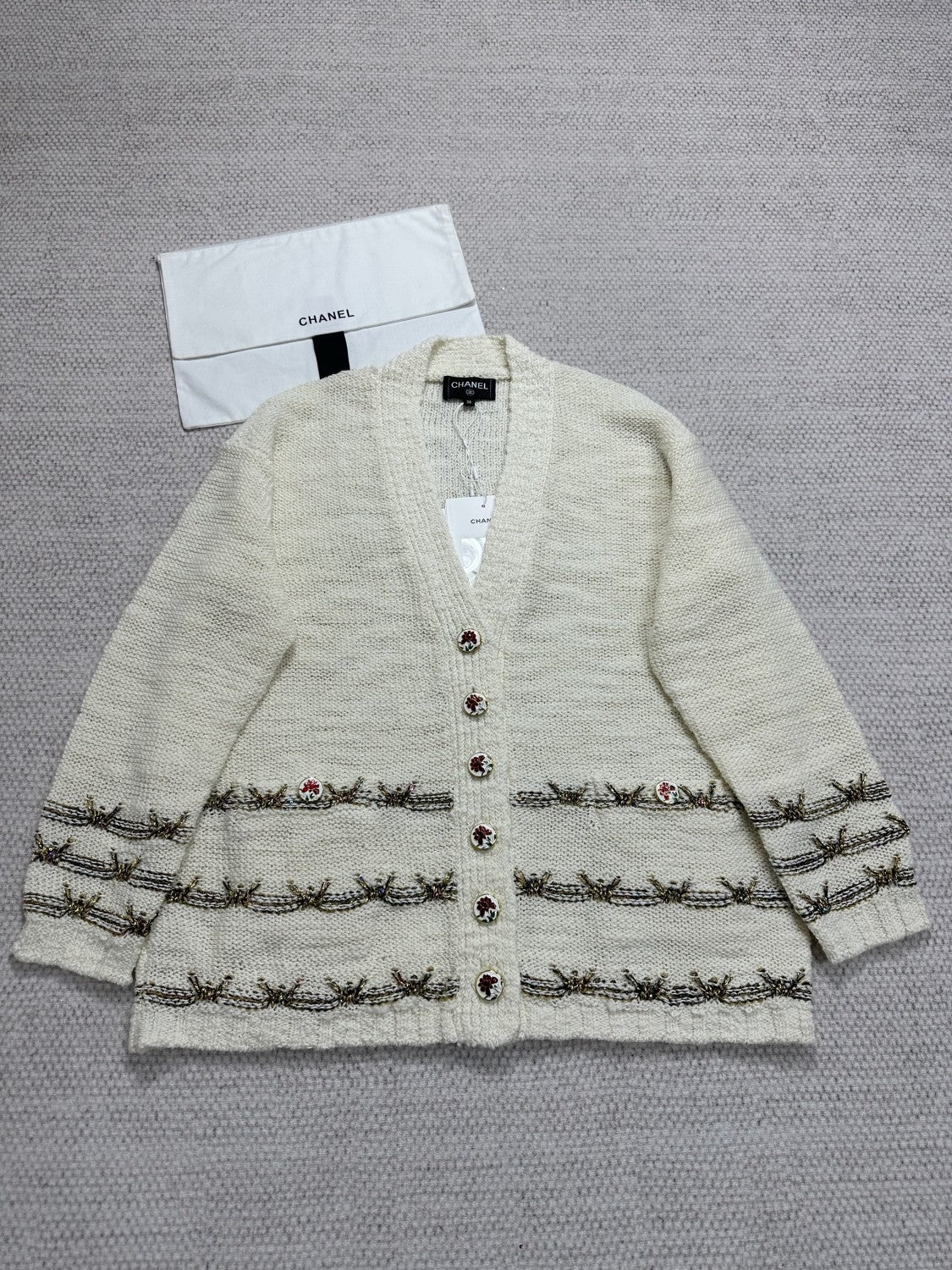 Chanel Women's Spring/Fall Vintage V-Neck Single-Breasted Gold-Thread Knit Wool-Blend Cardigan Ngvp #2562