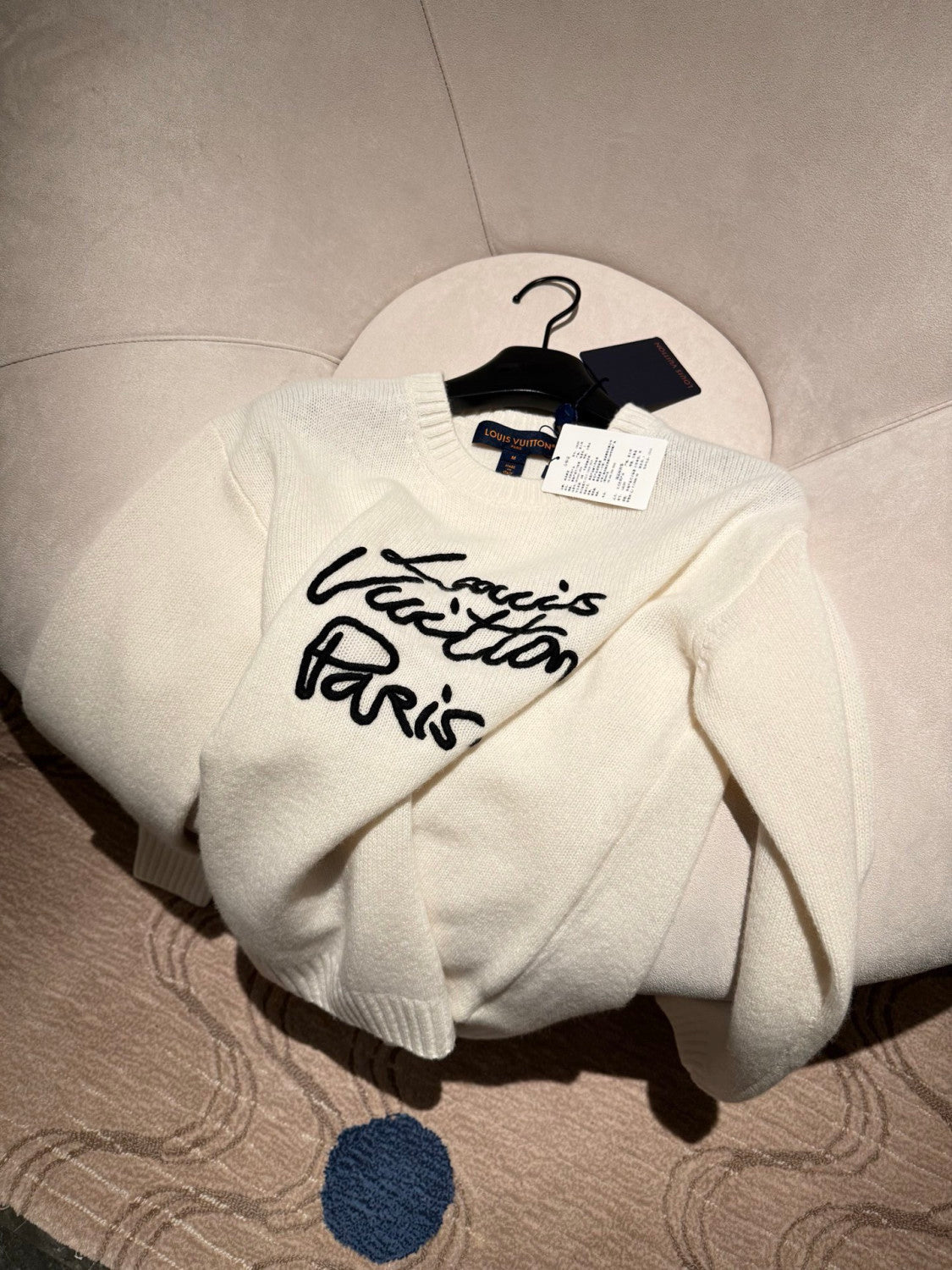 Louis Vuitton Cursive Signature Pullover #334539