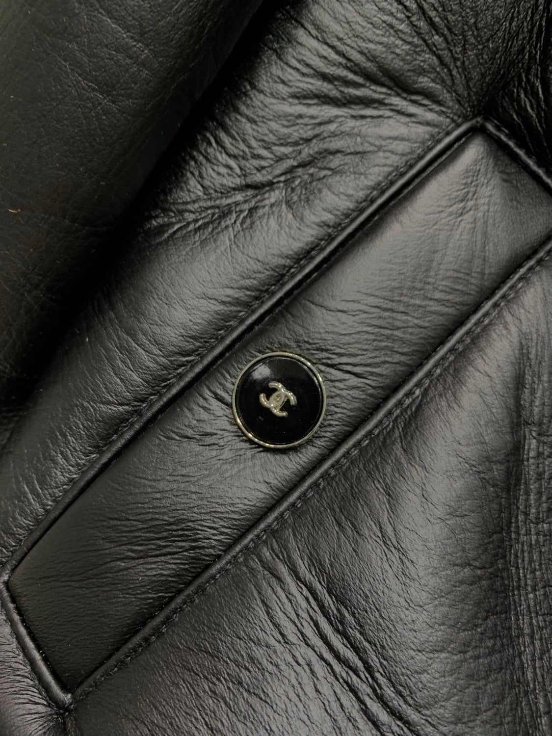 Chanel 25FW Tunic Jacket Reversible Shearling Black Merino Wool Women's Warm Retro Leather Jacket #332447