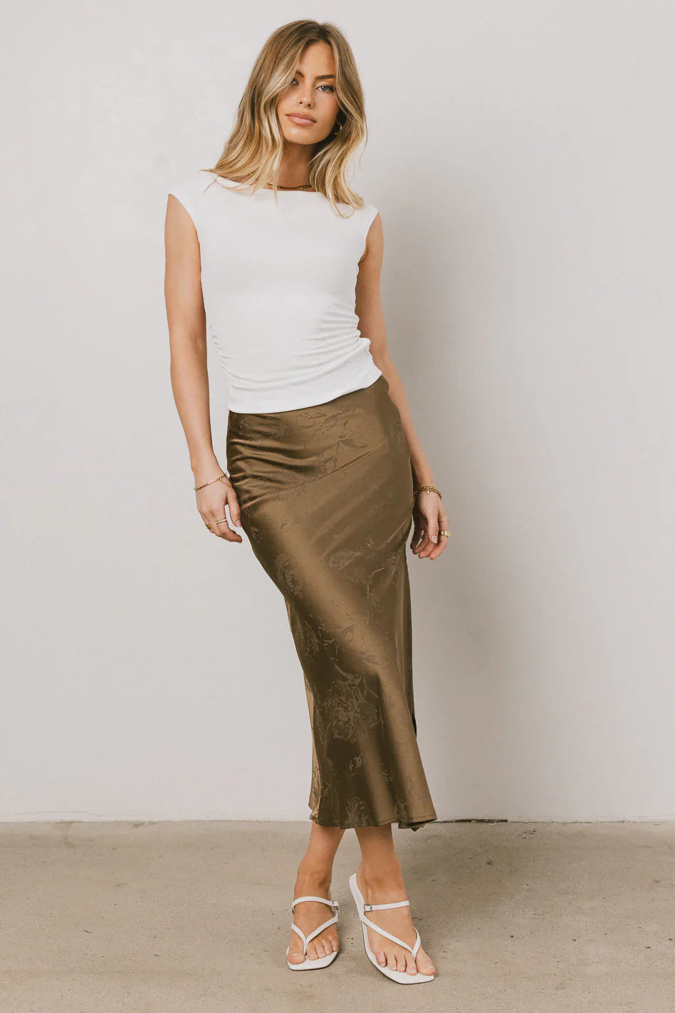 Leia Cap Sleeve Basic Top in Cream