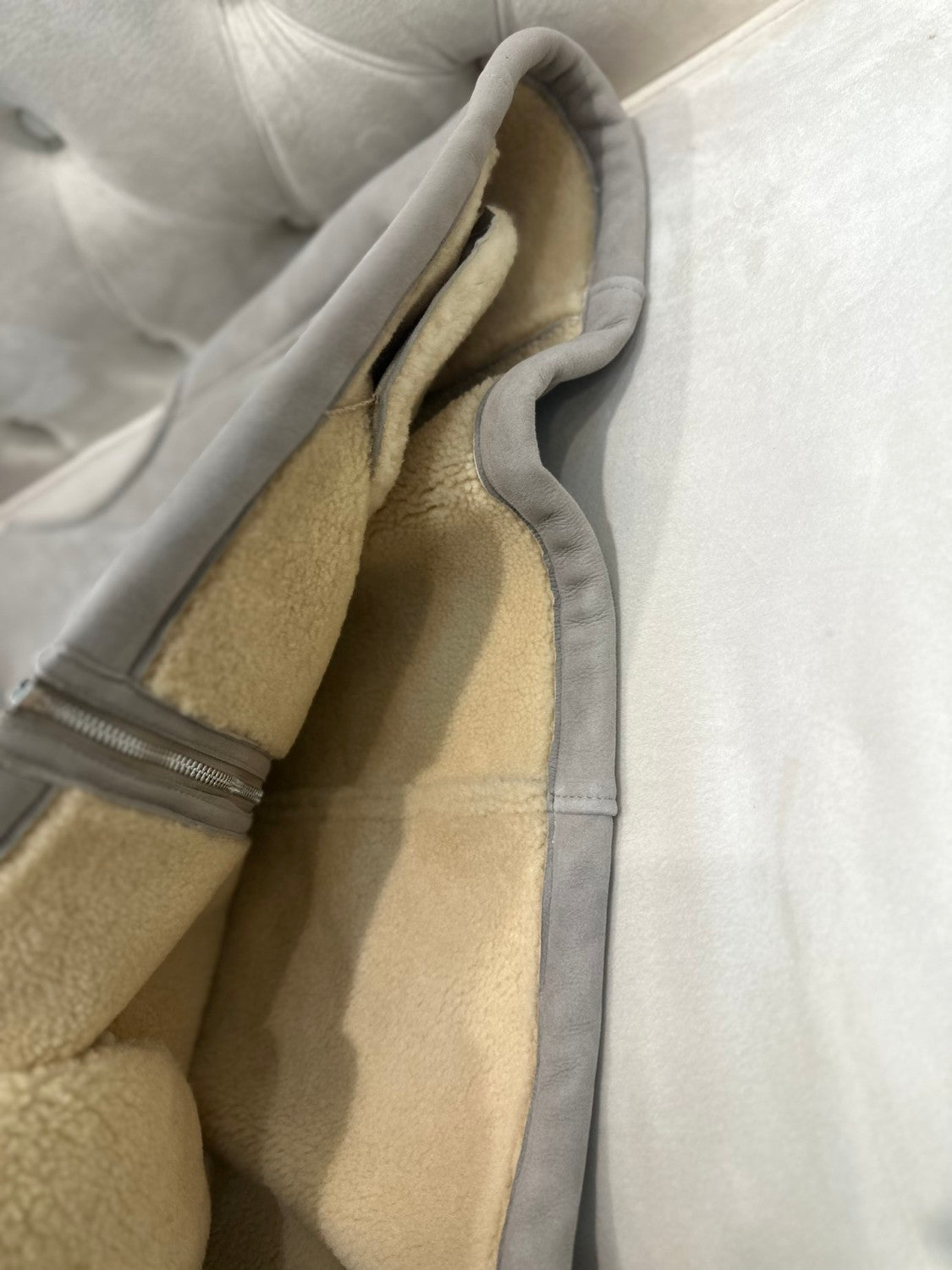 LOEWE Deppi Suede Brushed Beige Yellow Hair Brushed Hooded Fur Vest Shearling Hooded Vest #332351