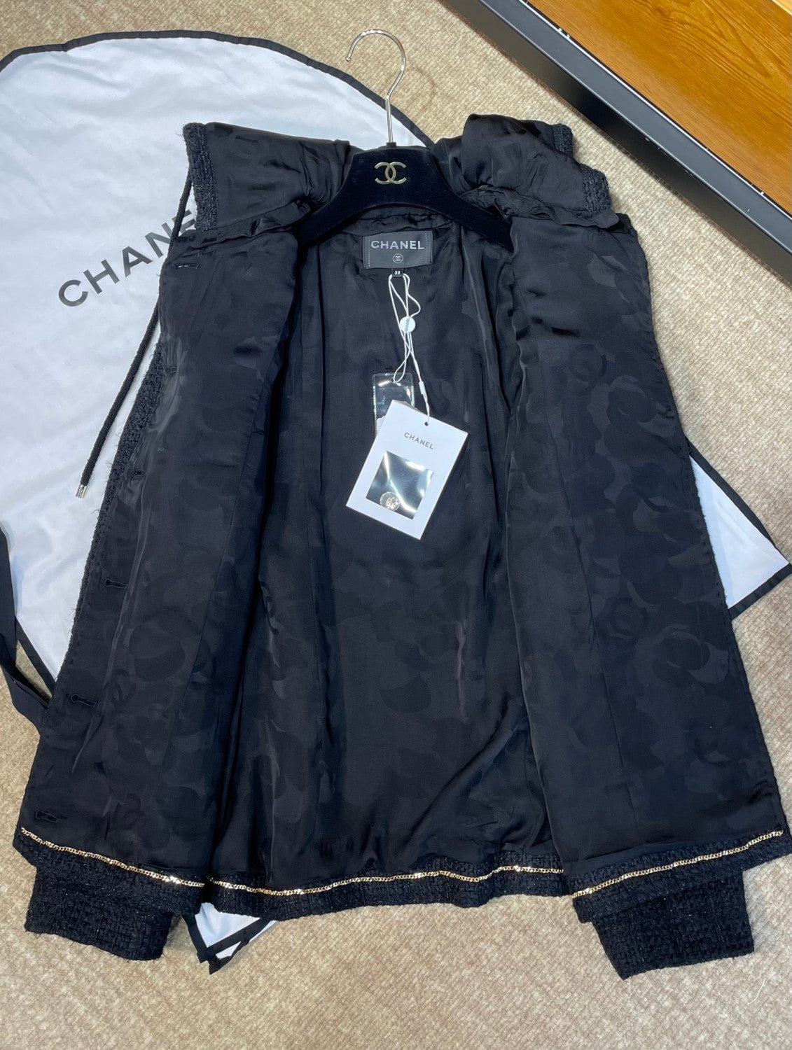 Chanel Women's Fall/Winter Multi-Pocket Tweed Solid Color Single-Breasted Long-Sleeve Hooded Jacket Ngvp #2371