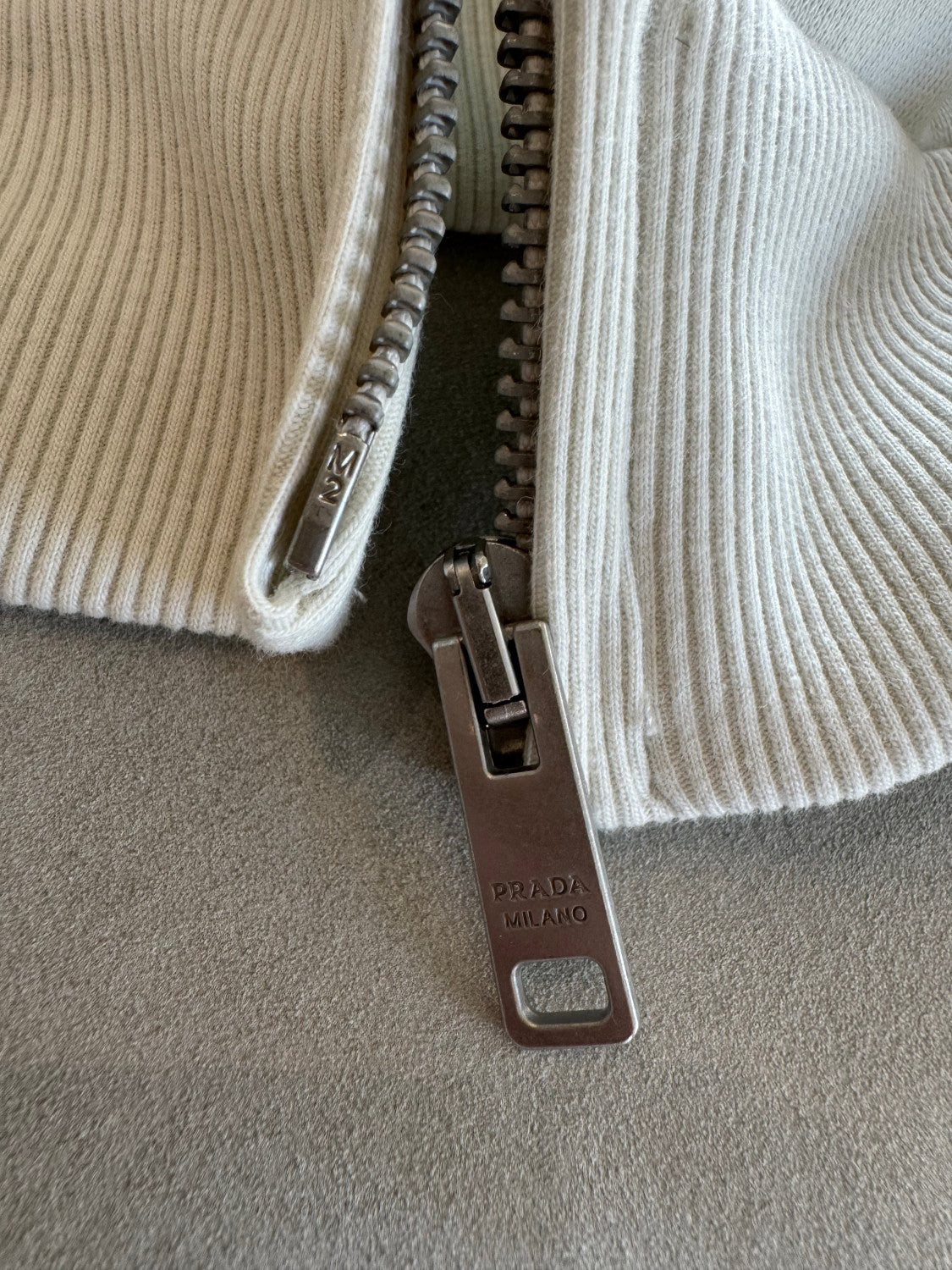 Prada White Hooded Zipper Sweatshirt #377465