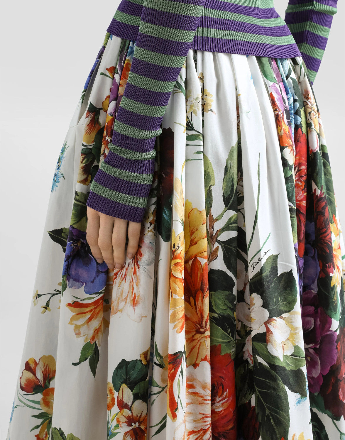 Dolce&Gabbana Women's Bouquet Flower-Print Summer Casual Wide Skirt Resort-Style Solid Color Skirt Ngvp #2376